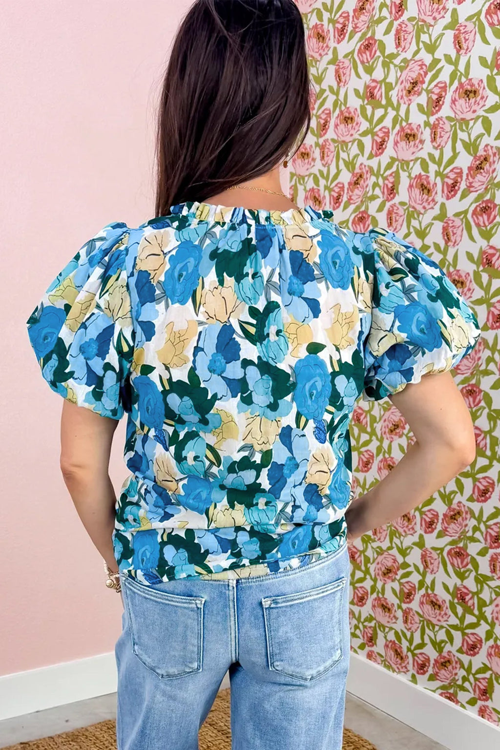 Floral Puff Sleeve V-Neck Short Blouse
