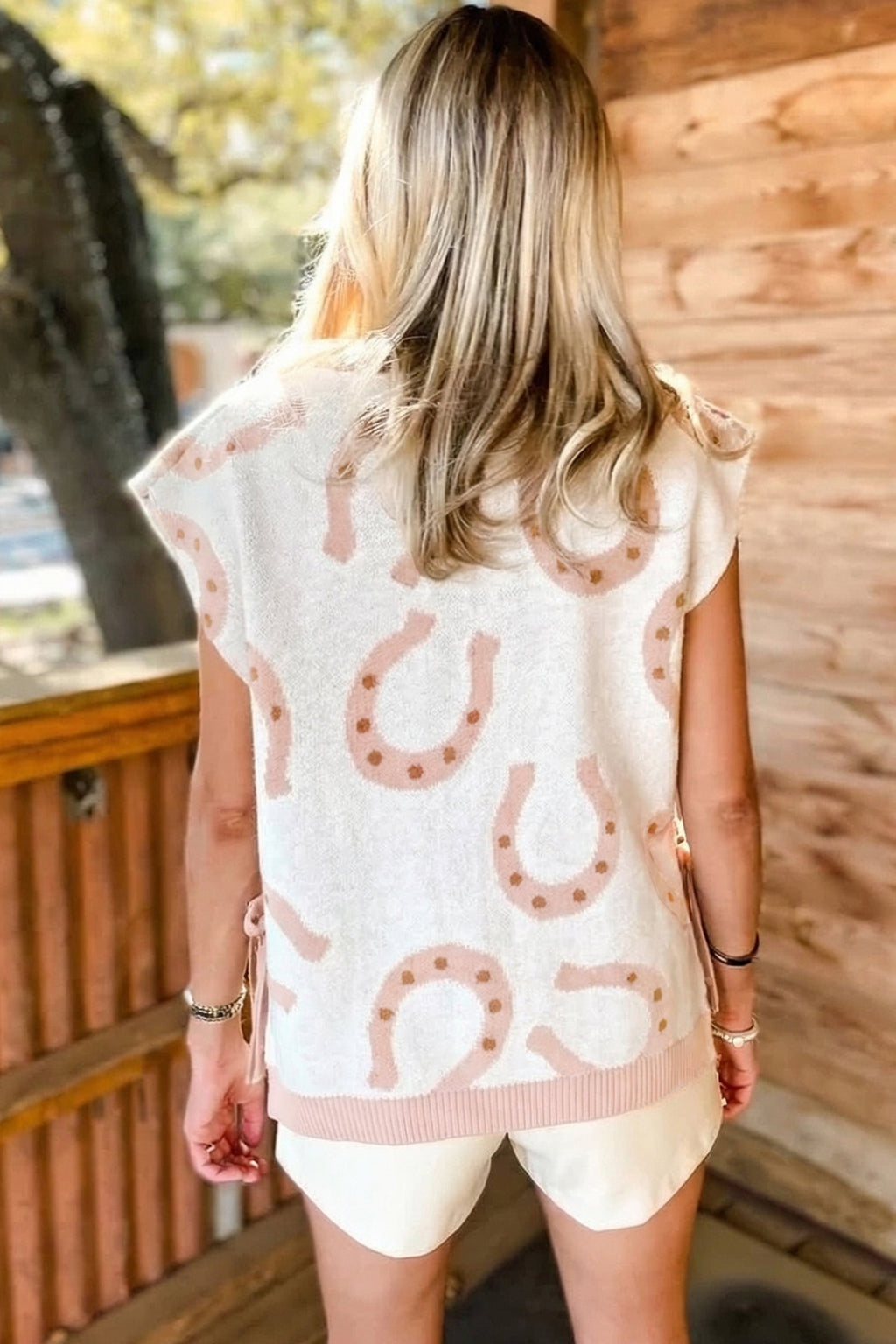 Western Horseshoe Tied Side Cap Sleeve T-Shirt