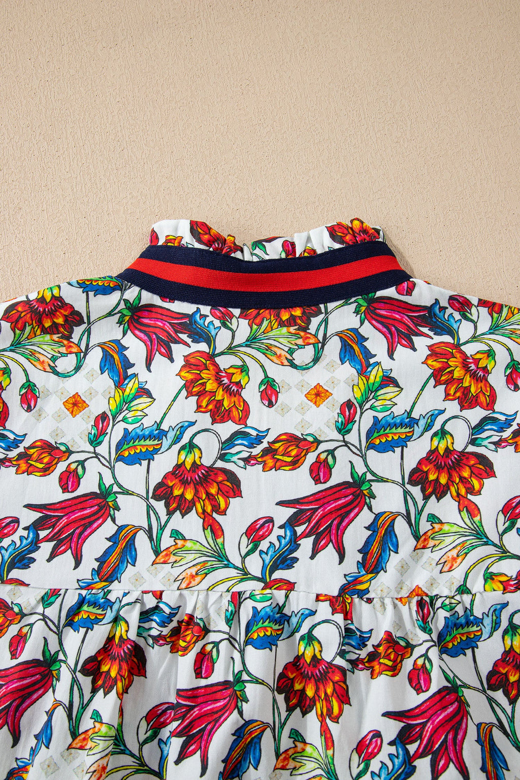 Floral Contrast V-Neck Puff Sleeve Blouse