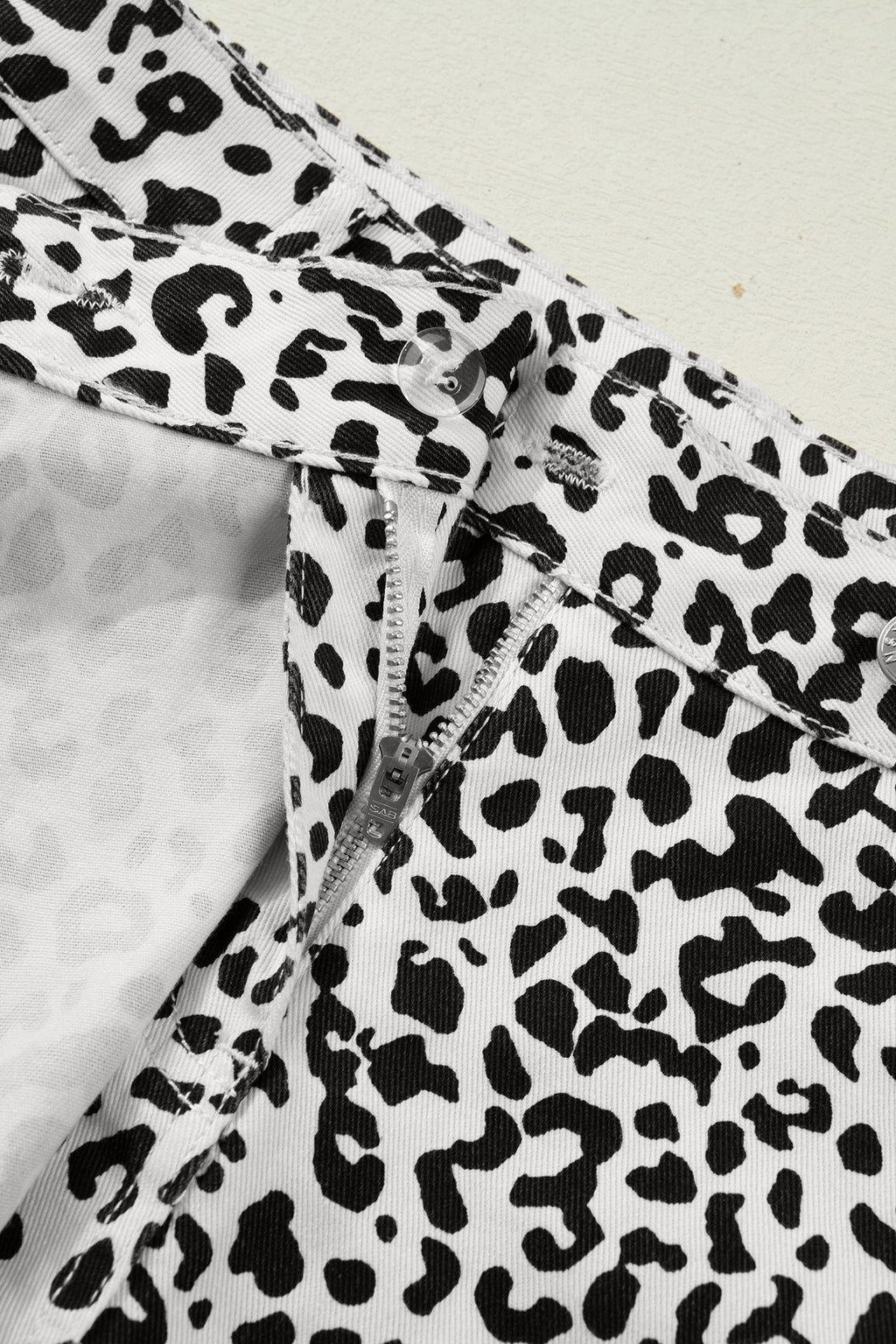 Leopard Denim Buttoned Overlap Shorts