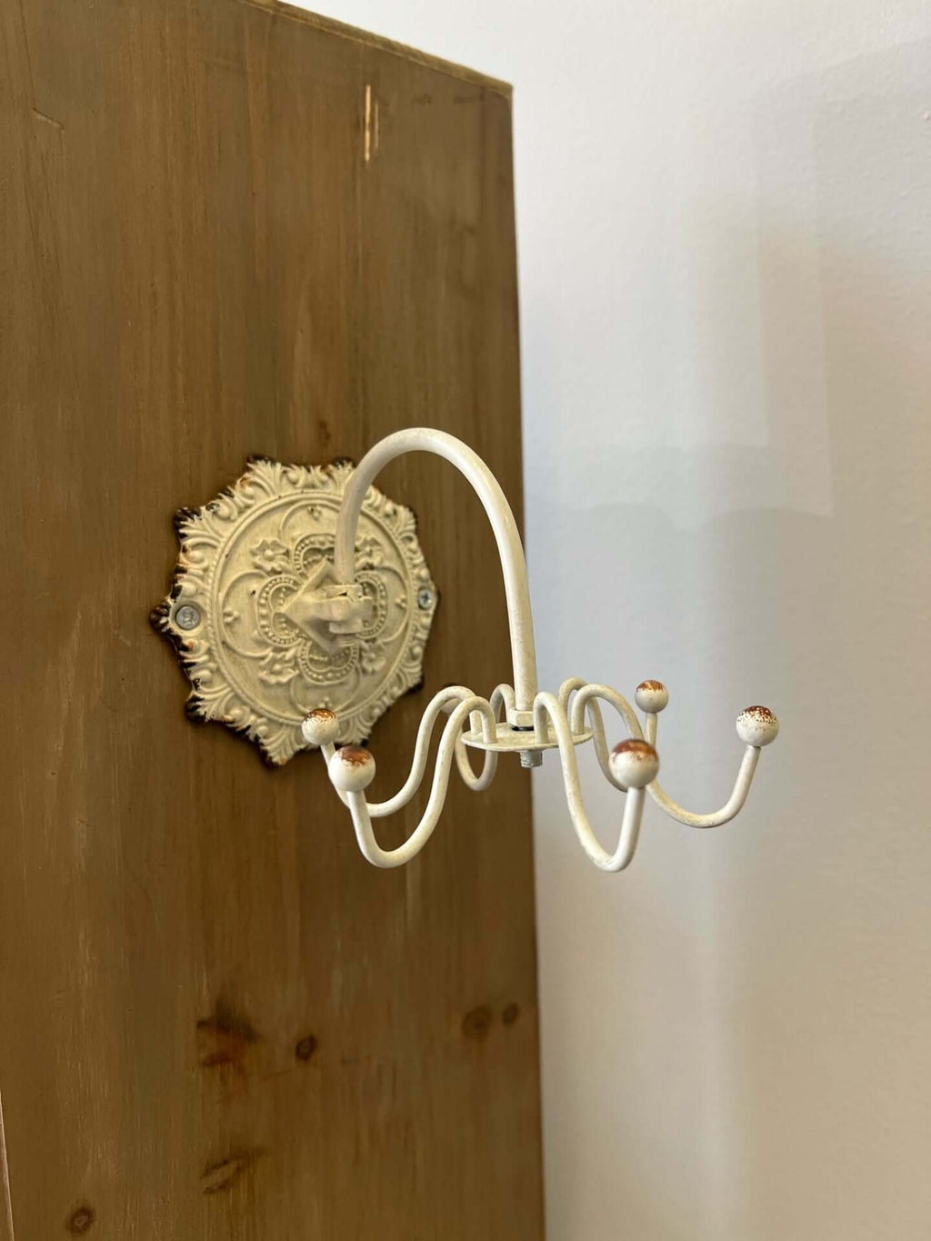 Antique White Wall Hook with Ornate Medallion Backplate