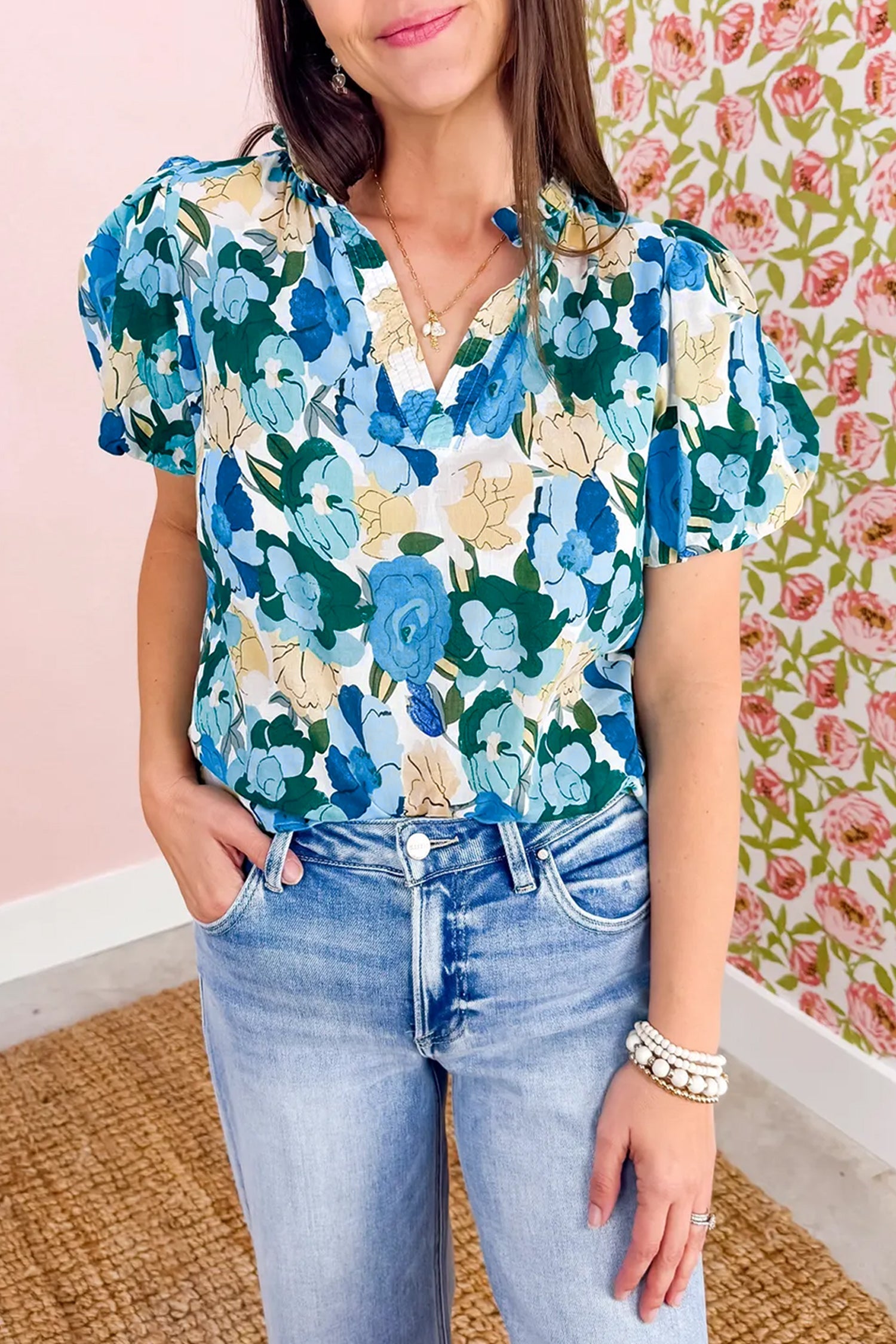 Floral Puff Sleeve V-Neck Short Blouse