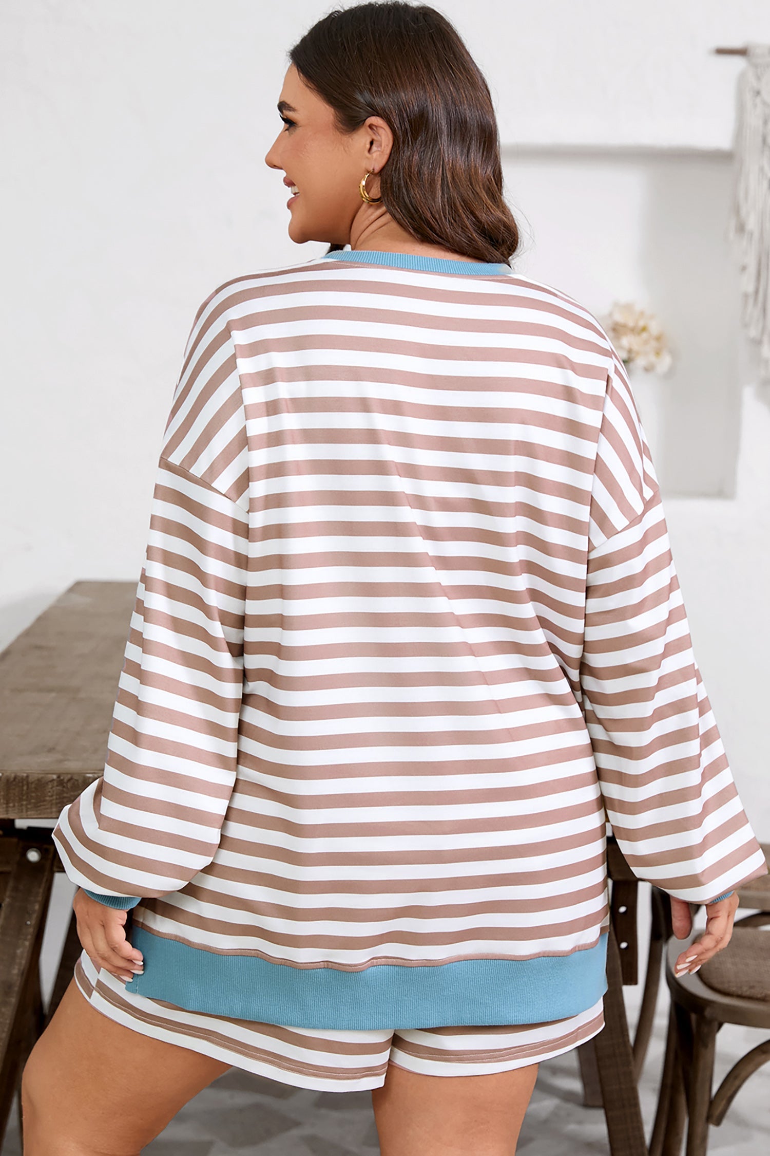 Plus Size Stripe Contrast Trim Pullover and Shorts Set