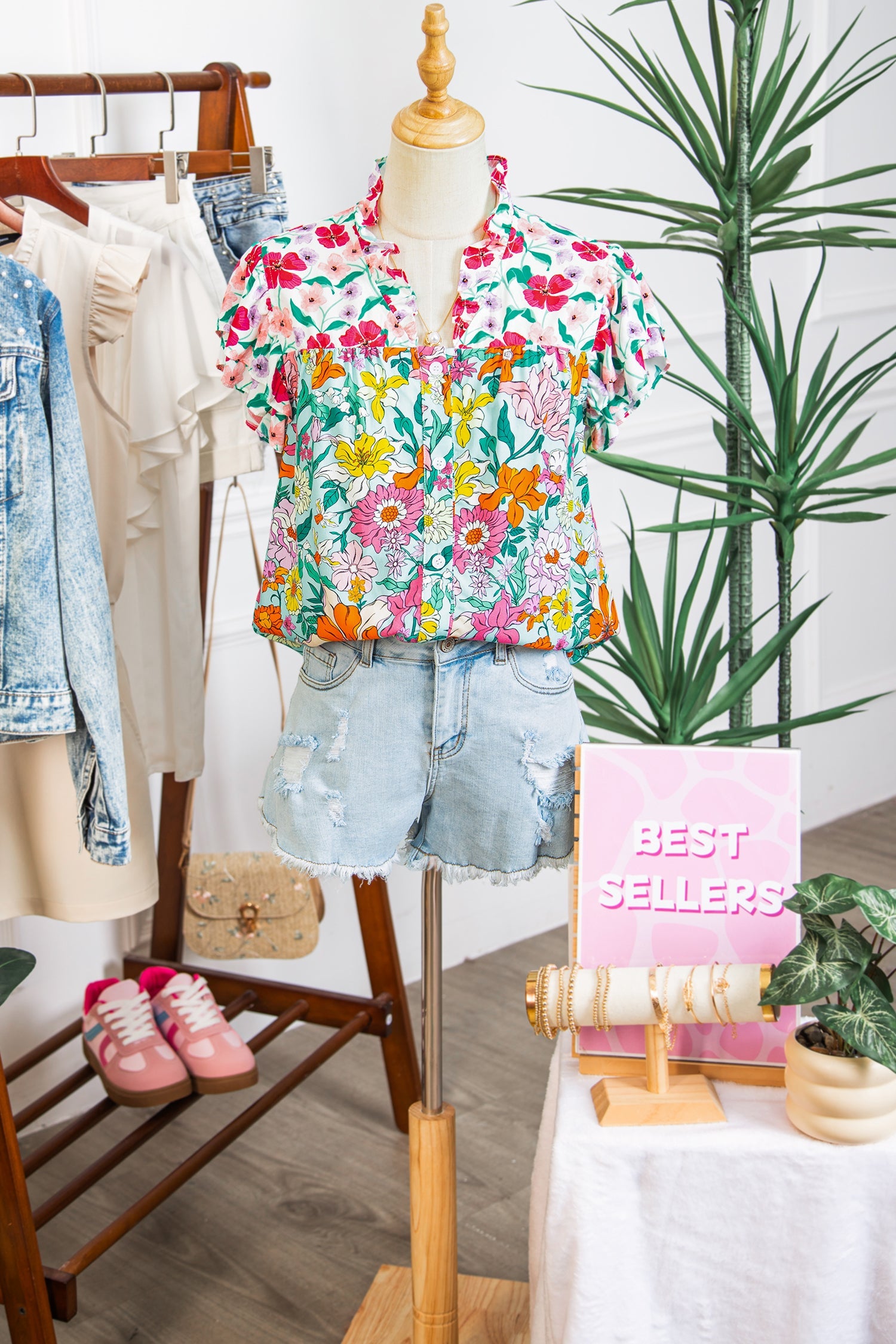 Floral Flutter Sleeve Split Neck Buttoned Blouse