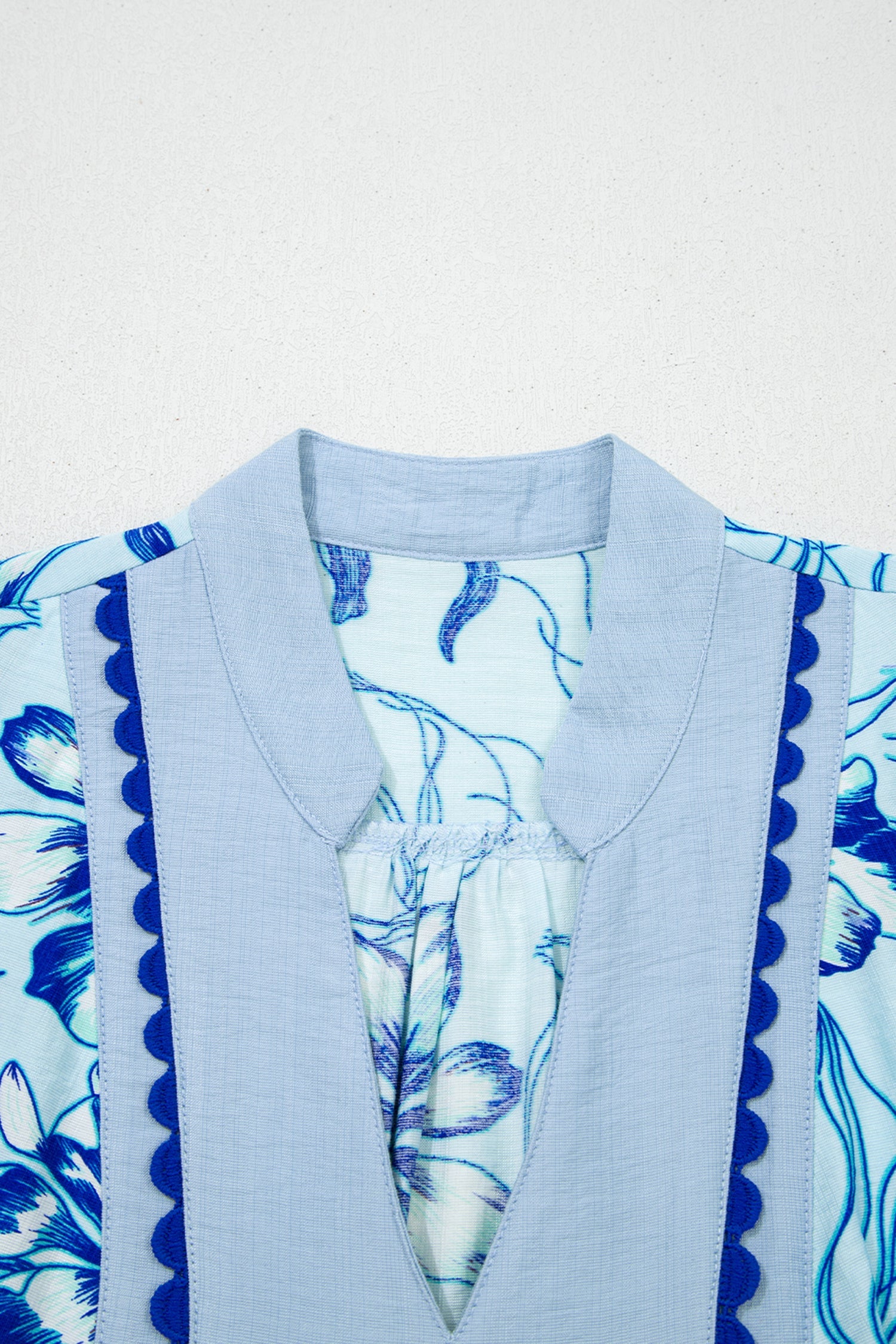 Floral Scalloped Ricrac Trim V-Neck Blouse