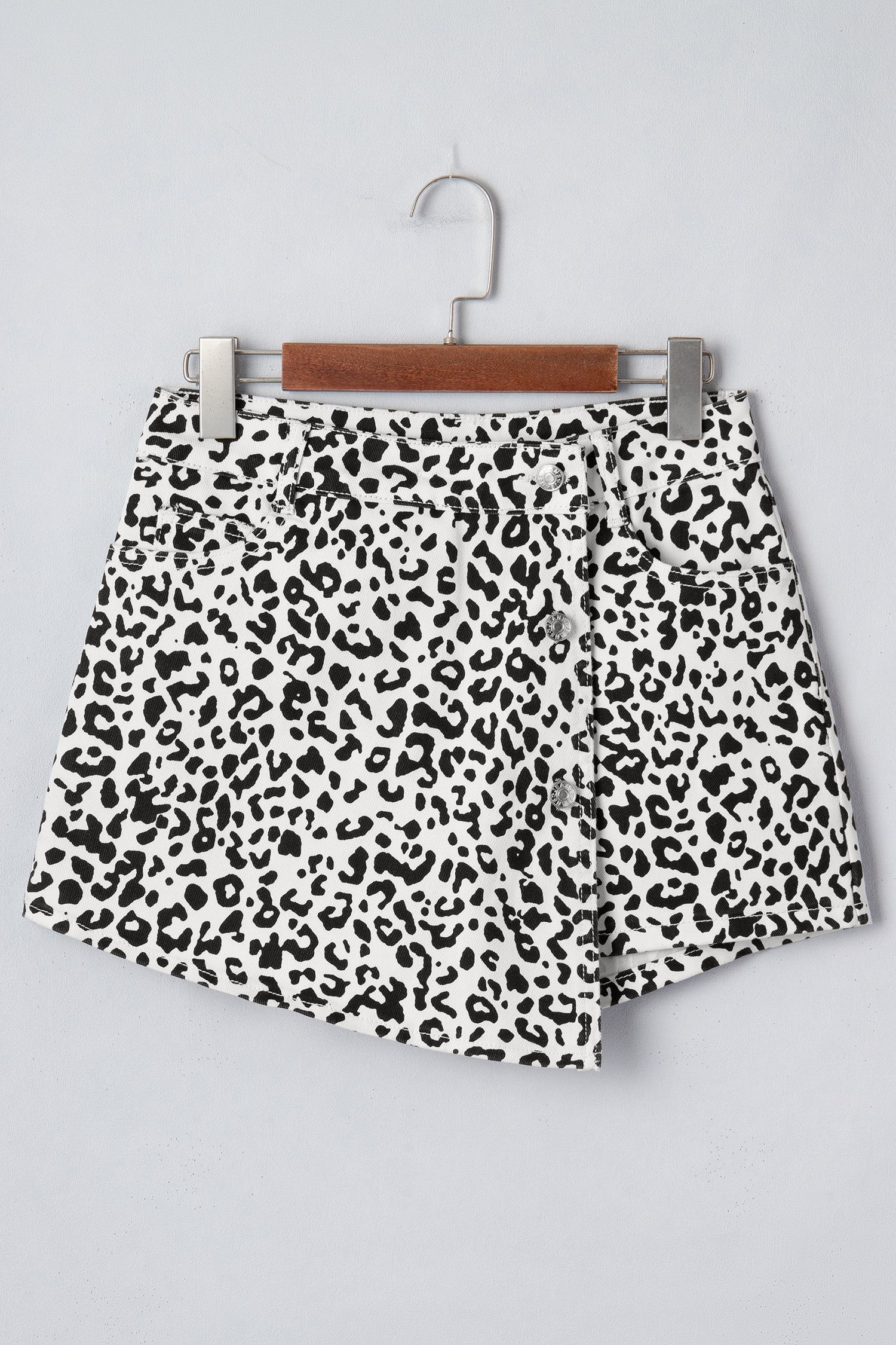 Leopard Denim Buttoned Overlap Shorts