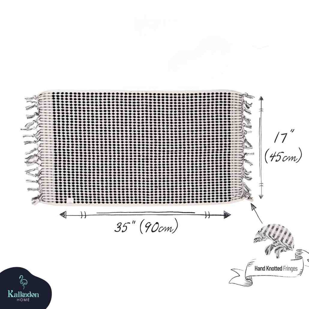 Pom Pom Hand Towel