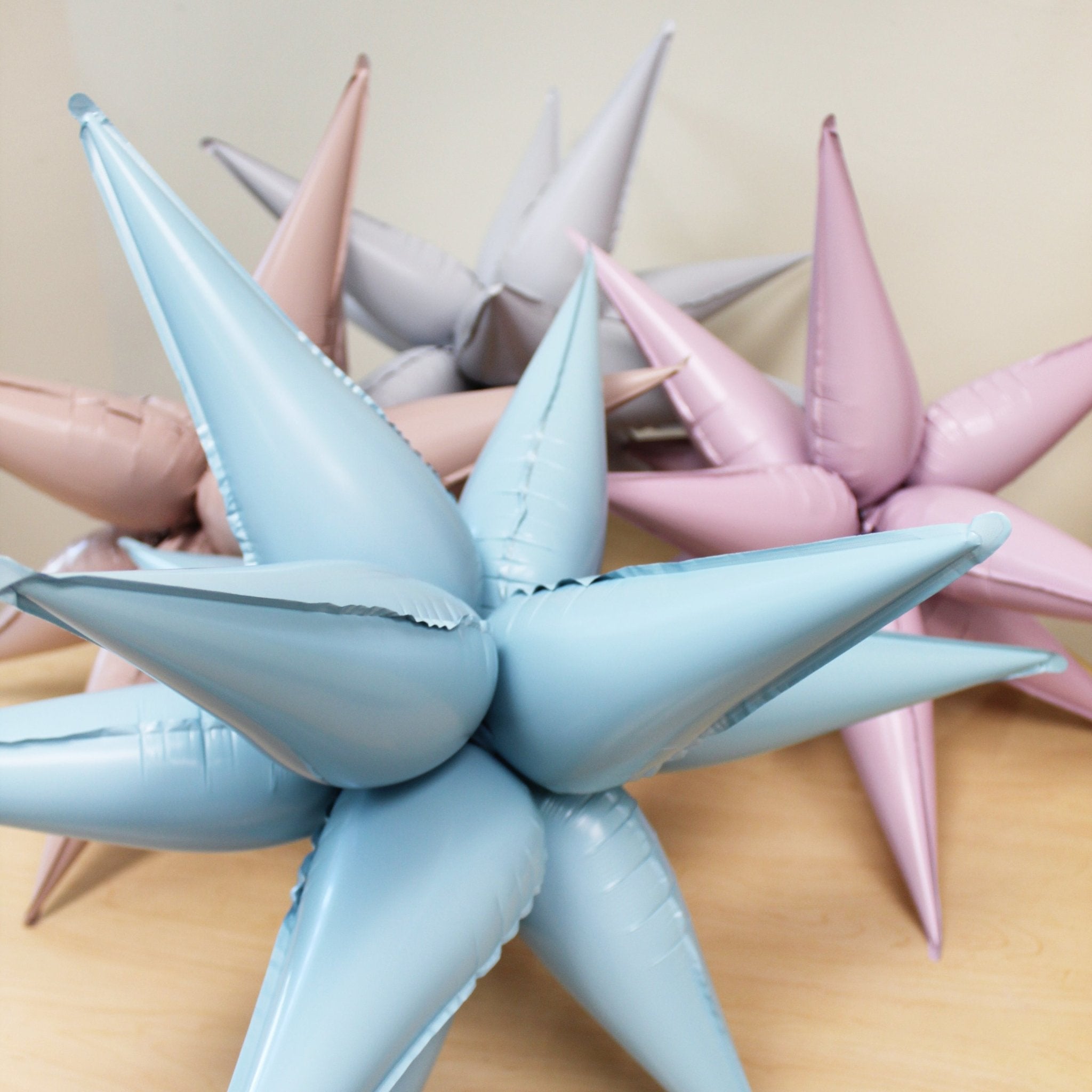 Blush Starburst Cluster Balloon
