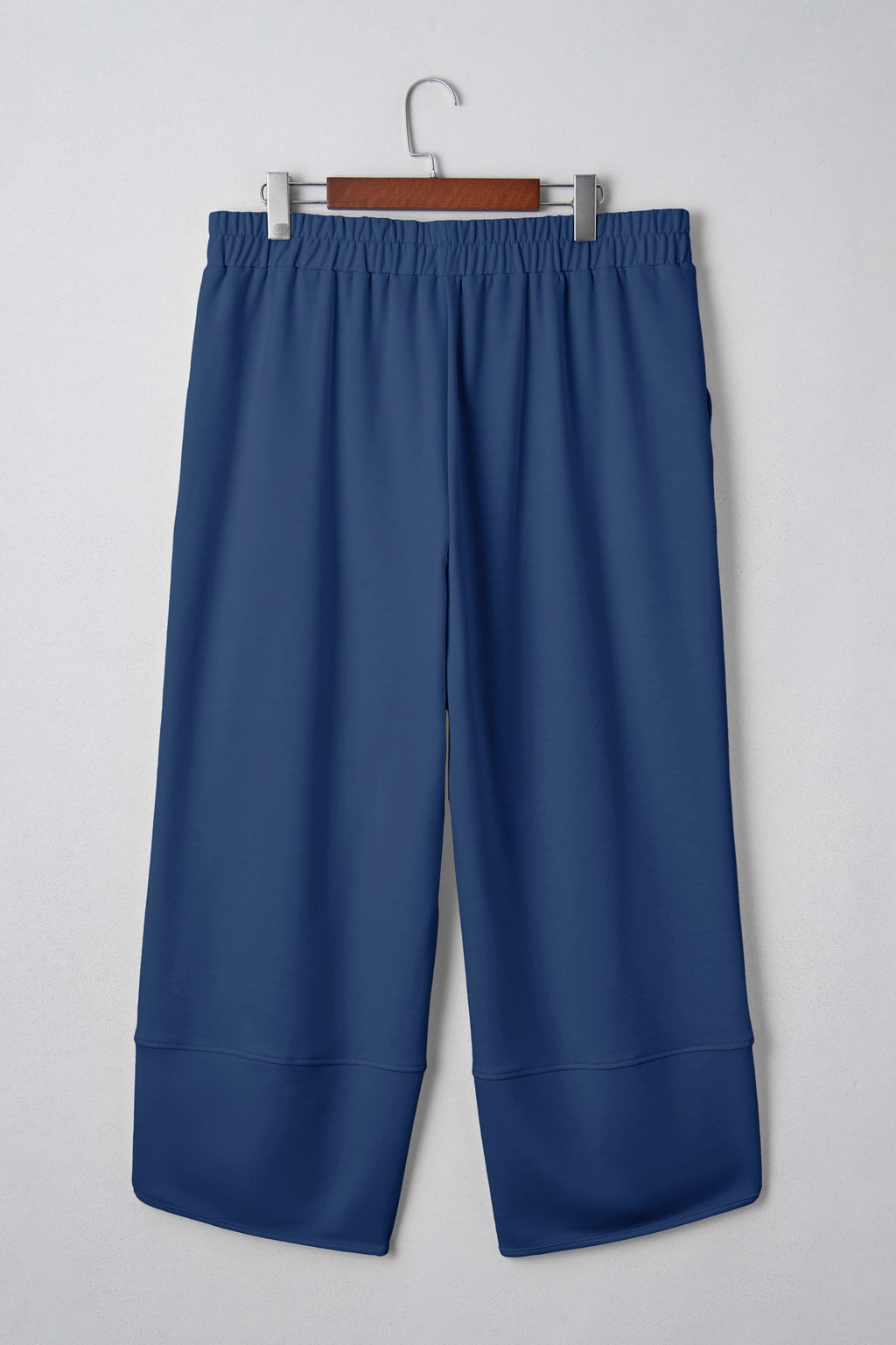 Plus Size Elastic Waist Asymmetrical Hem Capris