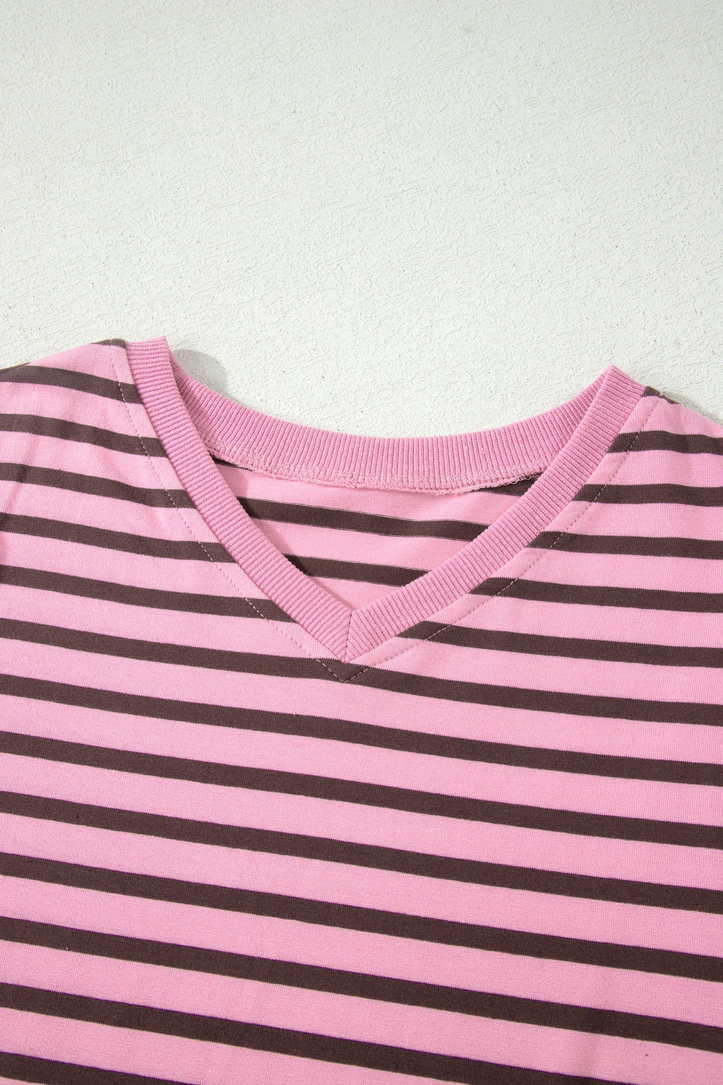 Stripe Ribbed Trim V-Neck Puff Sleeve Top