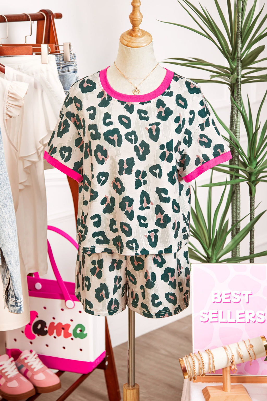 Leopard Contrast Trim Top & High Waist Shorts Set