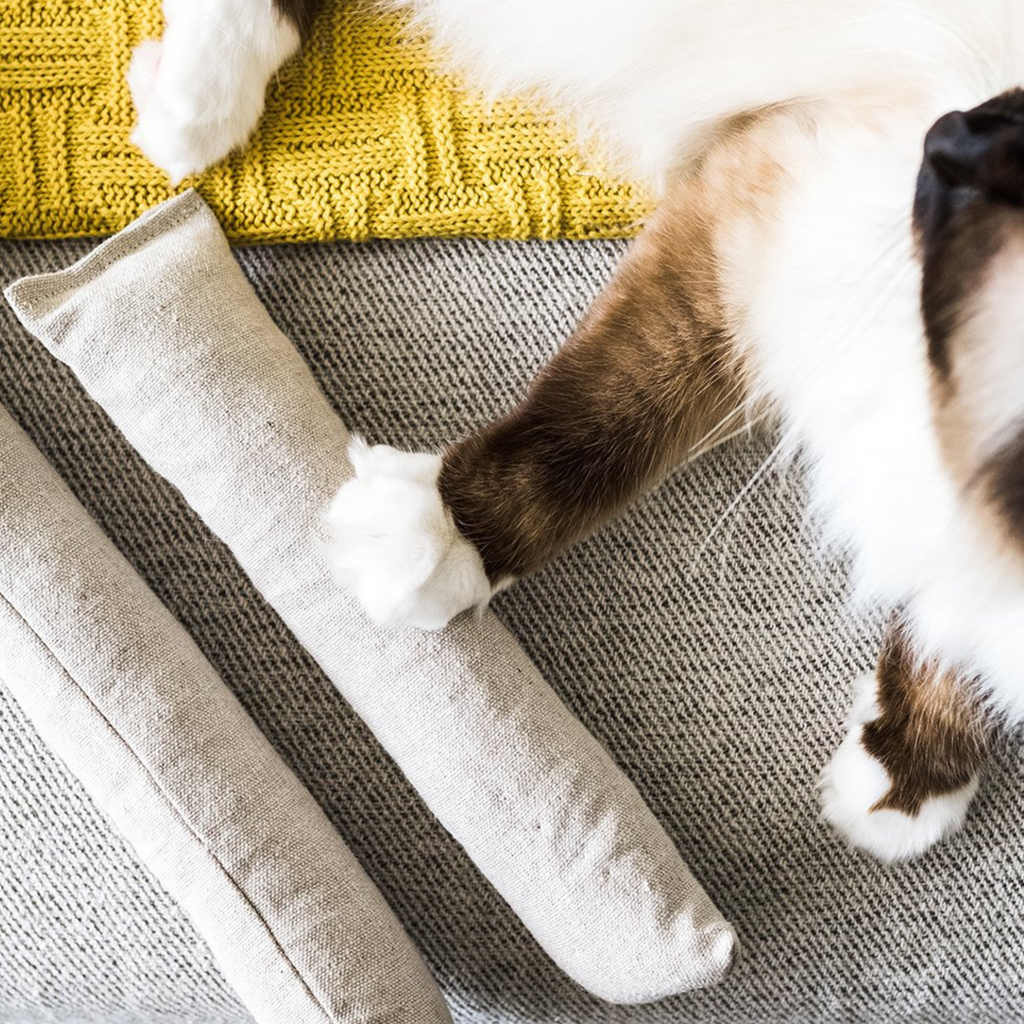 Boba & Vespa Cat Kicker Toy for Bunny Kicks in Hemp and Cotton with Organic Catnip