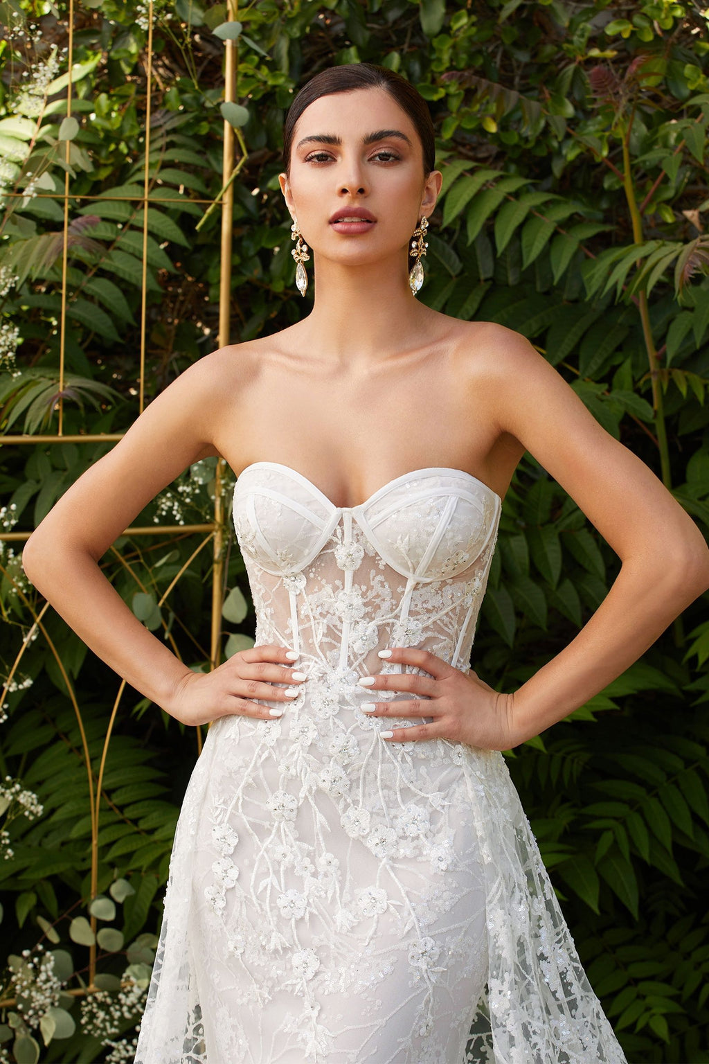FITTED OVERSKIRT BRIDAL GOWN CDCB046W