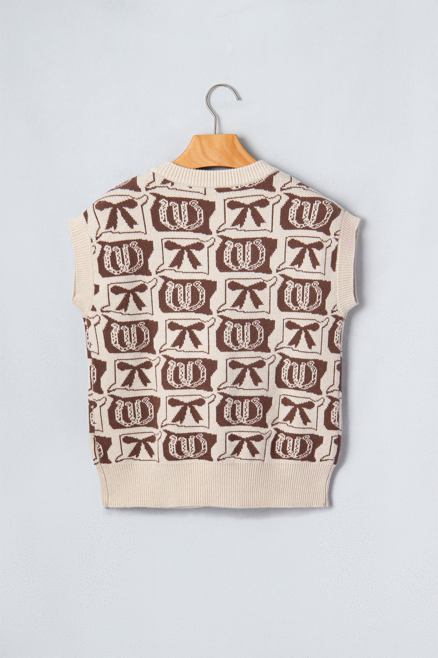 Western Horseshoe Bow Pattern Button Front Sleeveless Knit Top