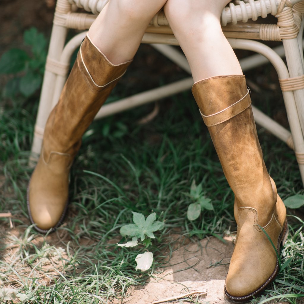 Custom Tall Leather Boots for Women – Perfect Calf Fit & Wide Feet