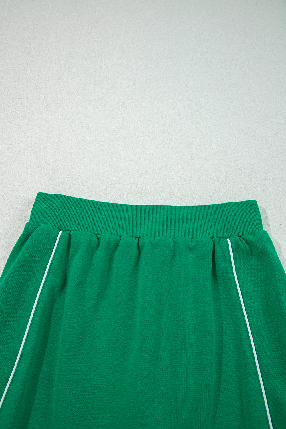 Patchwork Contrast Piping Pullover and Mini Skirt Set
