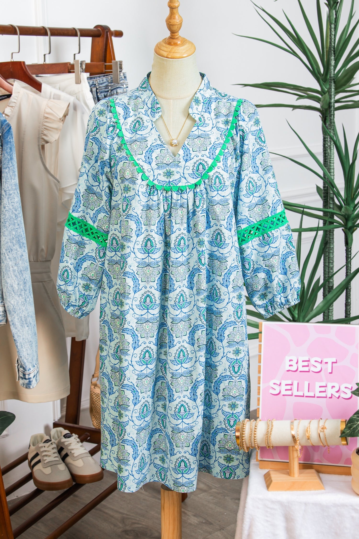 Paisley Patchwork Contrast Bracelet Sleeve Mini Dress