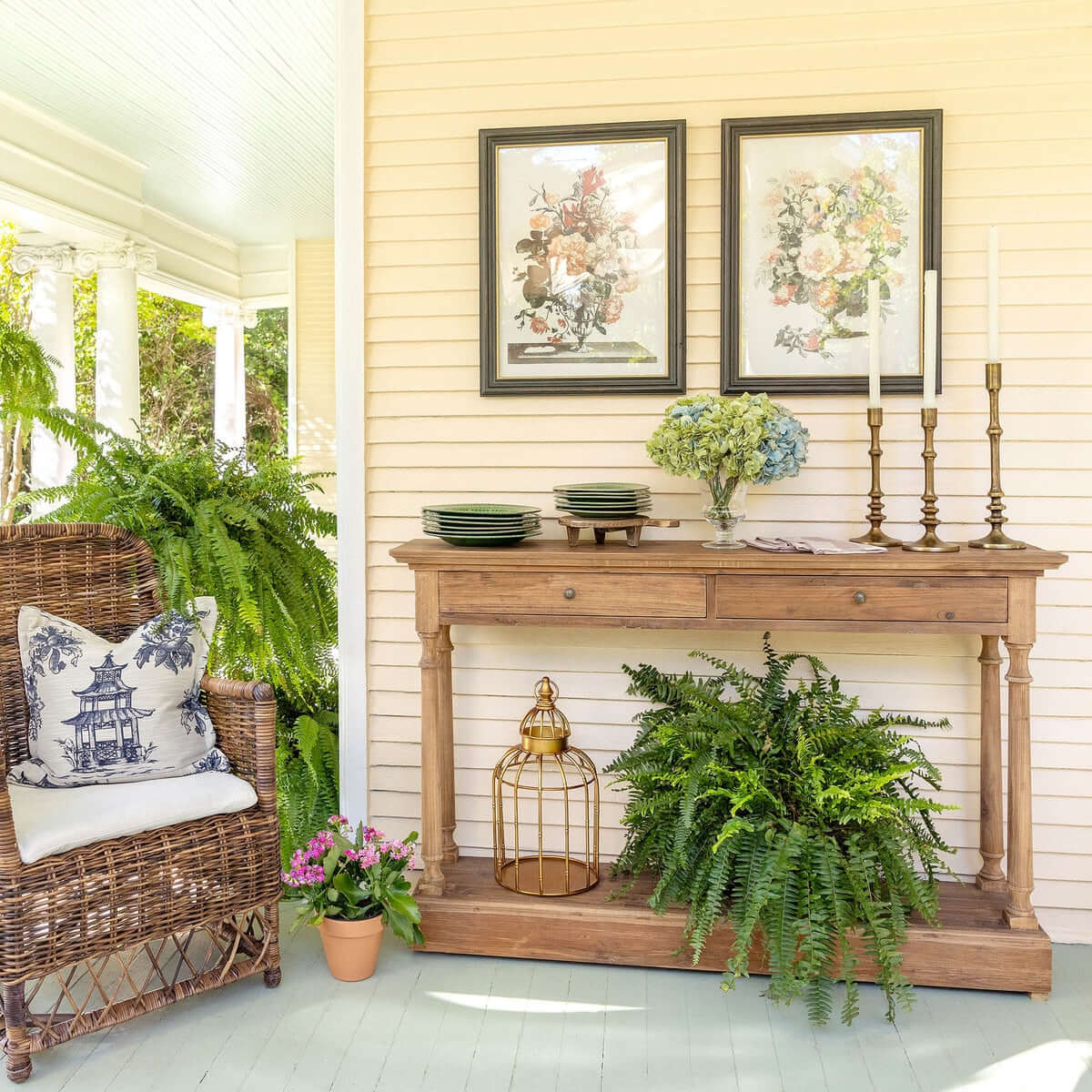 Decorative Vintage Gold Birdcage Centerpiece Stand