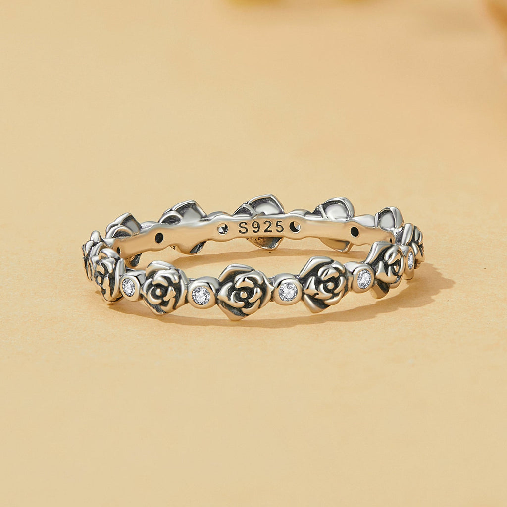 925 Sterling Silver Ring with Pavé Setting CZ - Size 6.0 - Oxidized Silver
