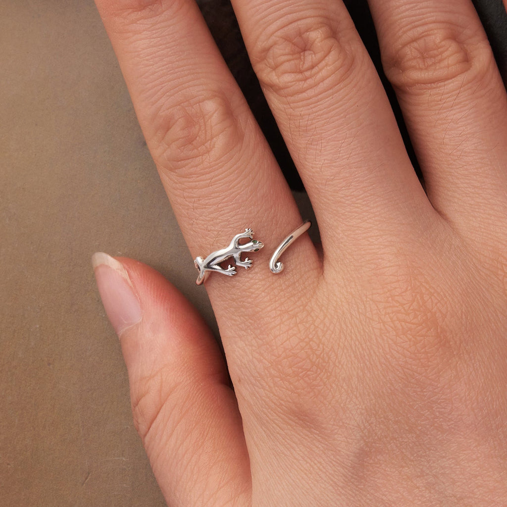 925 Sterling Silver Oxidized Pavé Setting CZ Ring