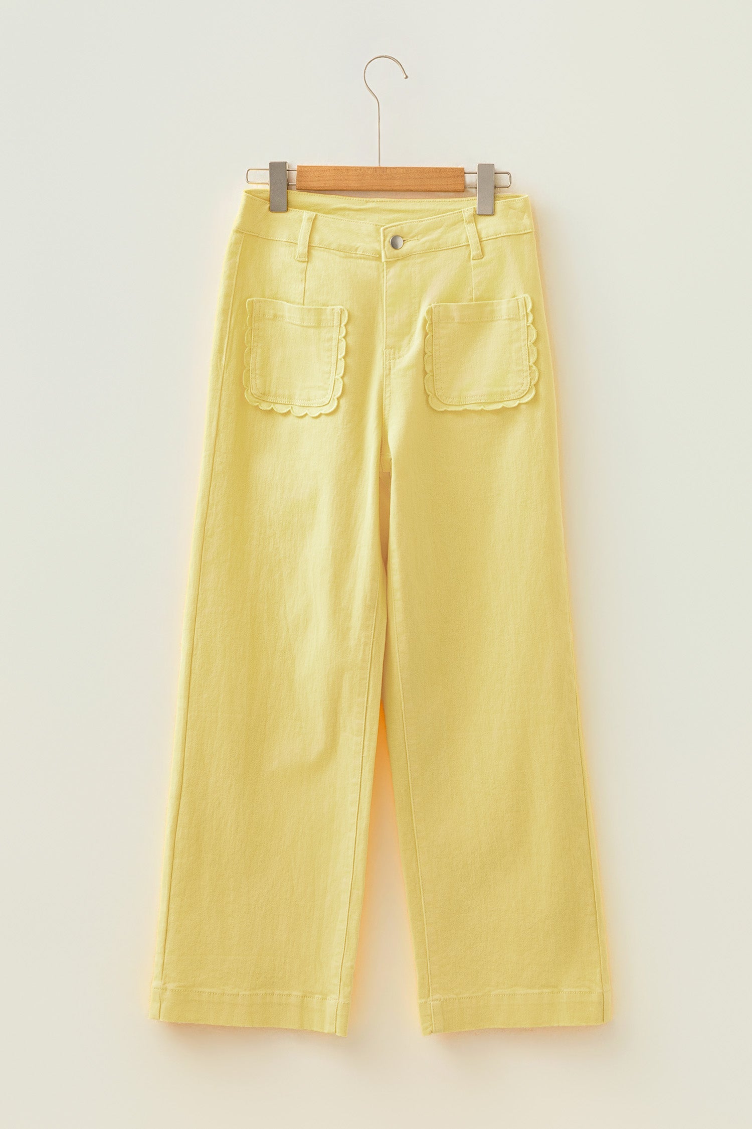 Solid Denim Scalloped Patch Pocket Shift Jeans