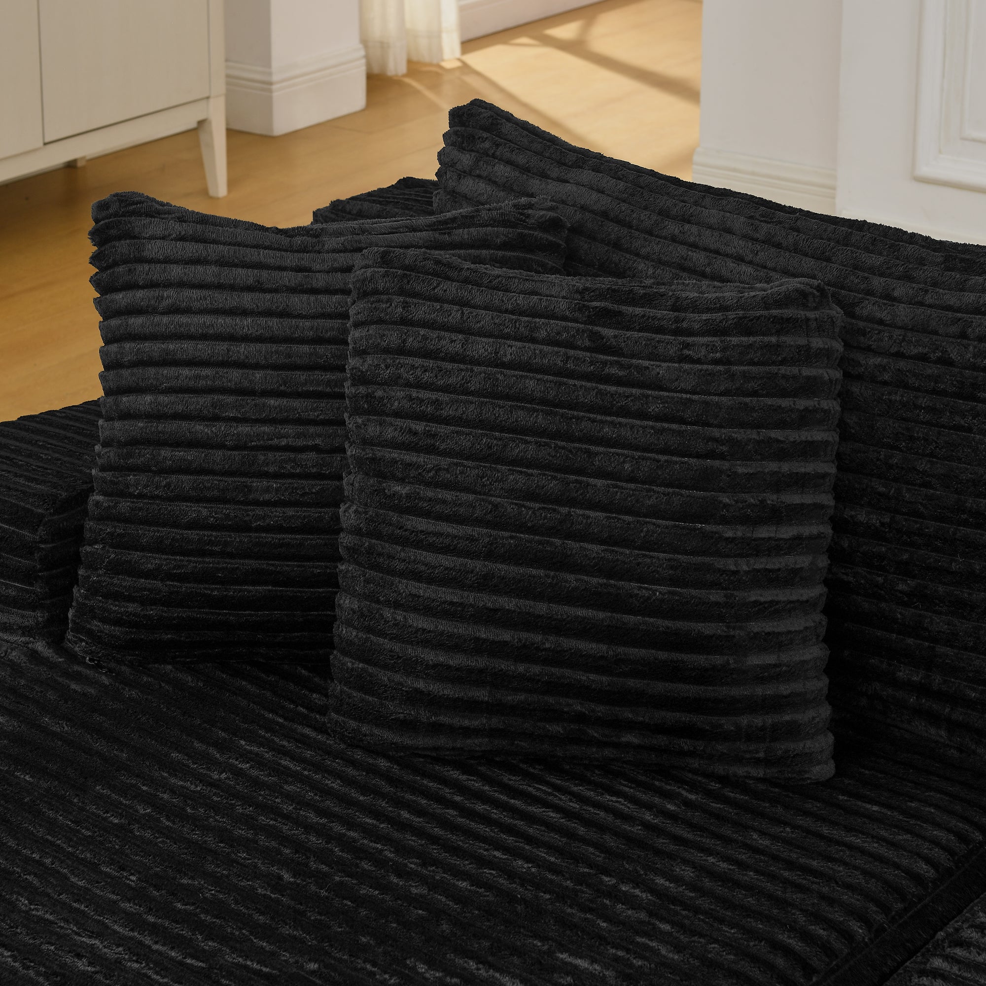 Two-seater lazy sofa lounge chair,Compressed sofa no assembly required, made of velvet fabric, fluffy modern  lounge chair, used for indoor living rooms and bedrooms-Black