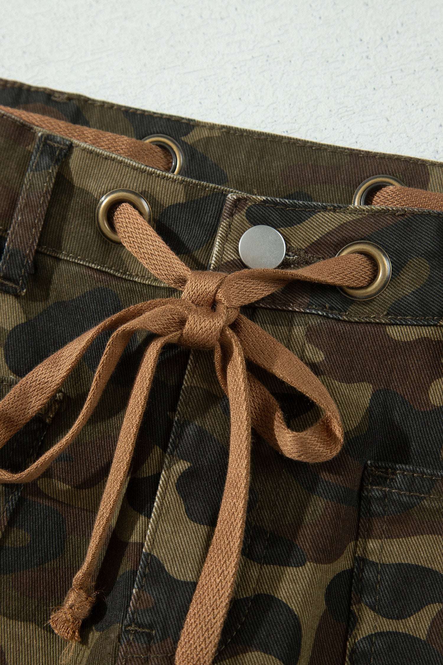 Camo Retro Grommet Tie Waist Loose Jeans