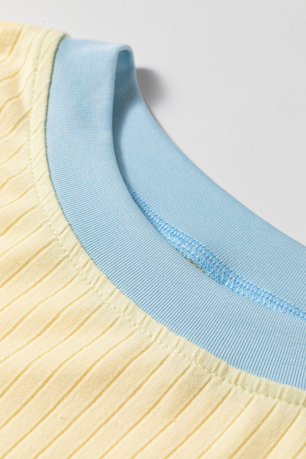 Colorblock Trim Ribbed Tee & Drawstring Skirt Set