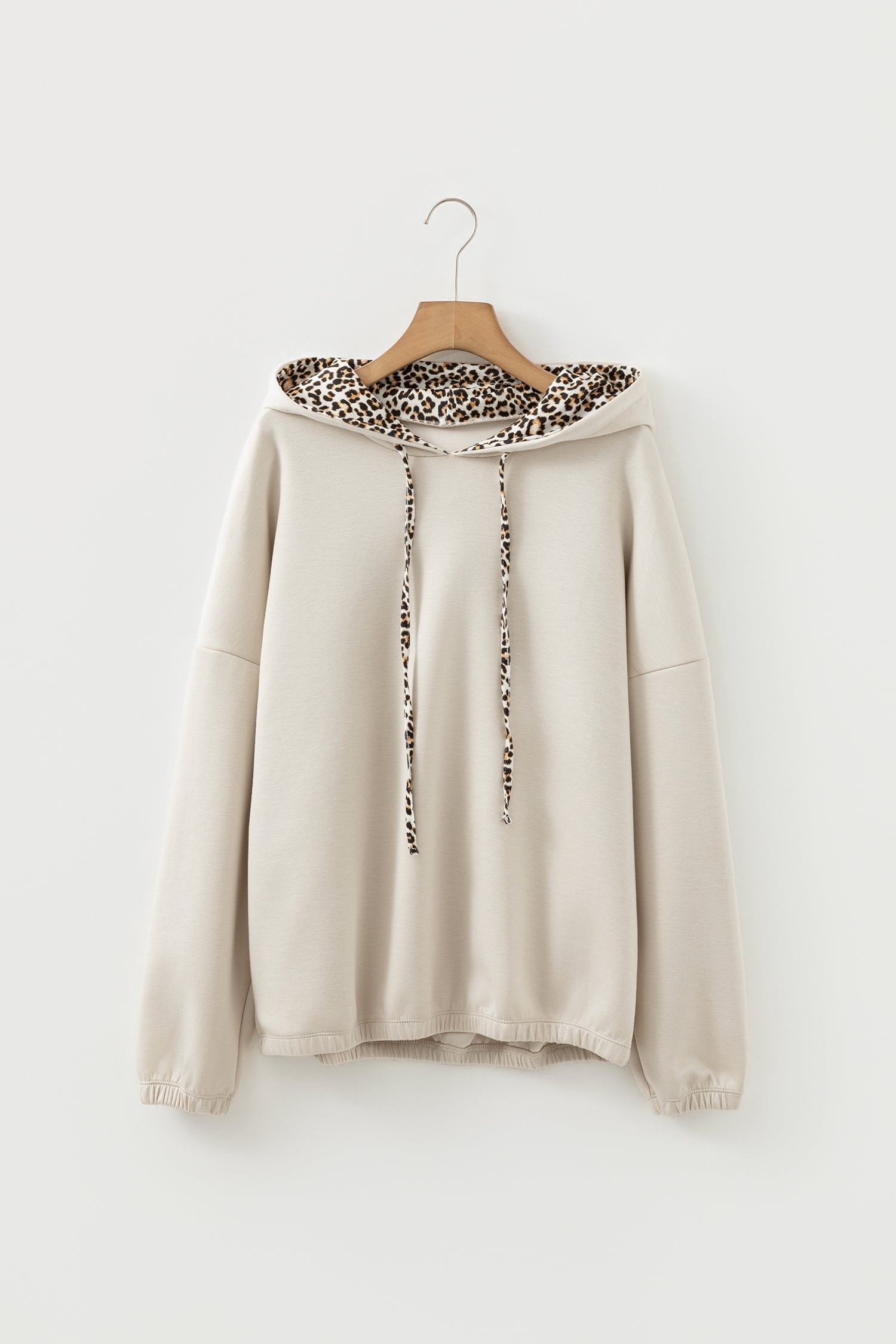 Leopard Contrast Drawstring Hood Drop Shoulder Top