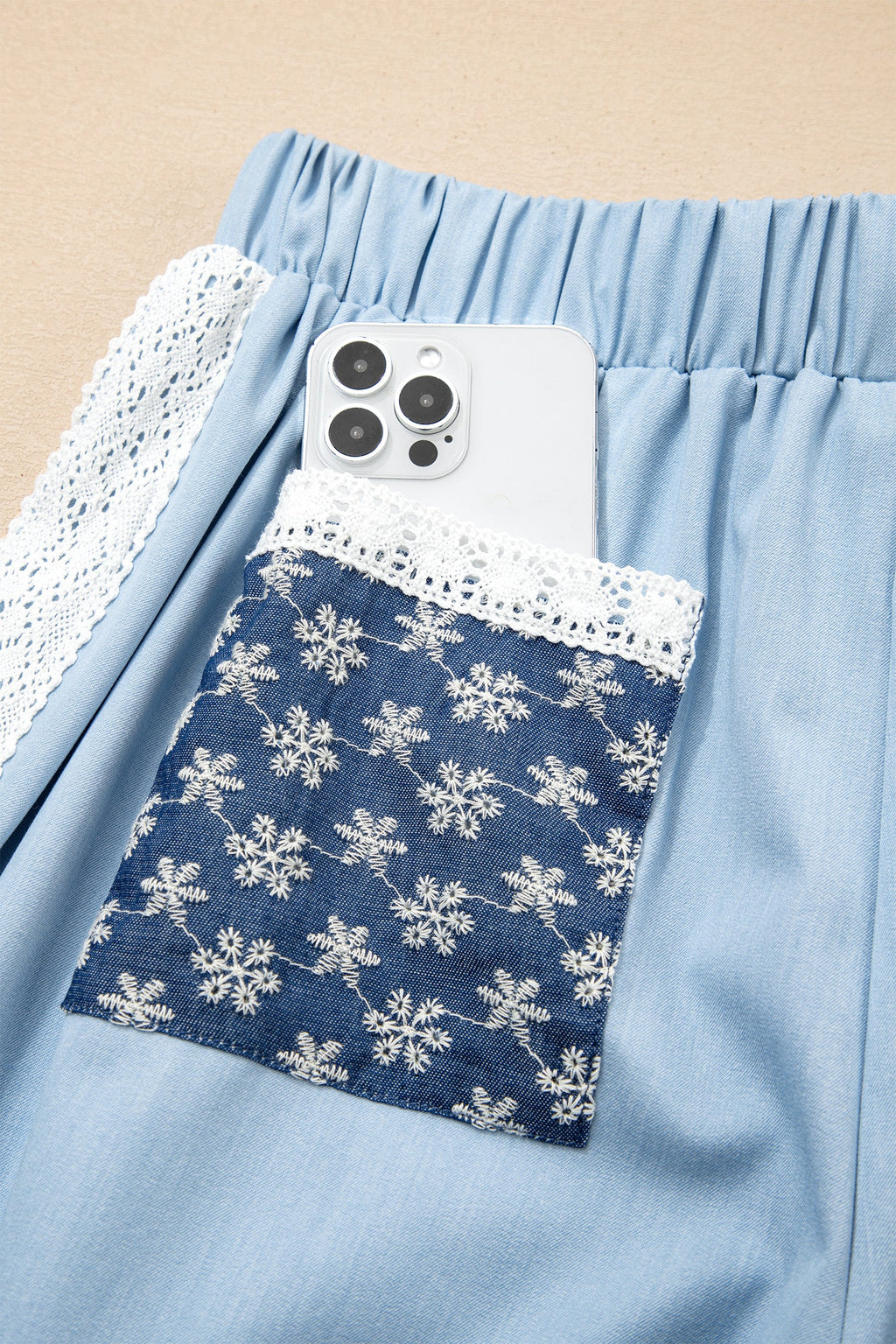 Floral Lace Patch Pocket Pleated Wide Leg Pants