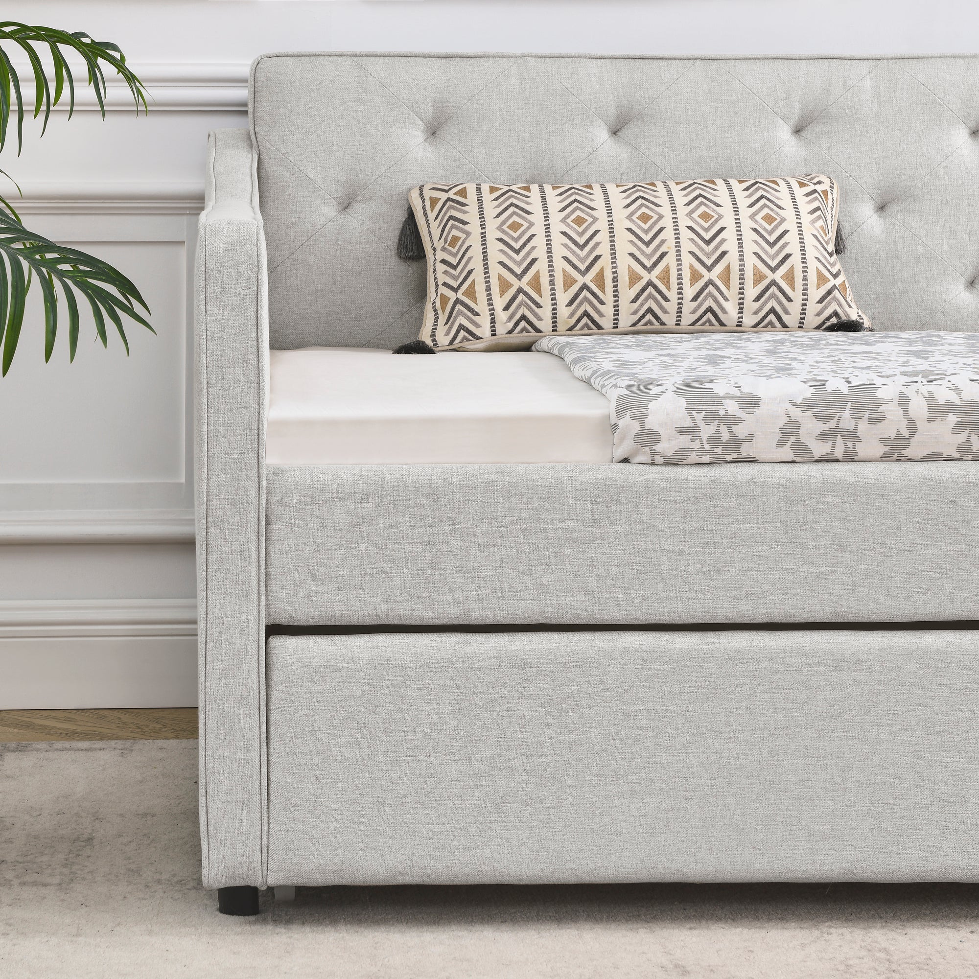 Twin Size Daybed with Twin Size Trundle Upholstered Tufted Sofa Bed,  Waved Shape Arms, Beige (80.5'x44.5'x33.5')