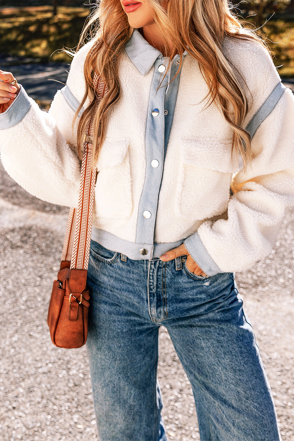 Solid Contrast Trim Buttoned Sherpa Jacket