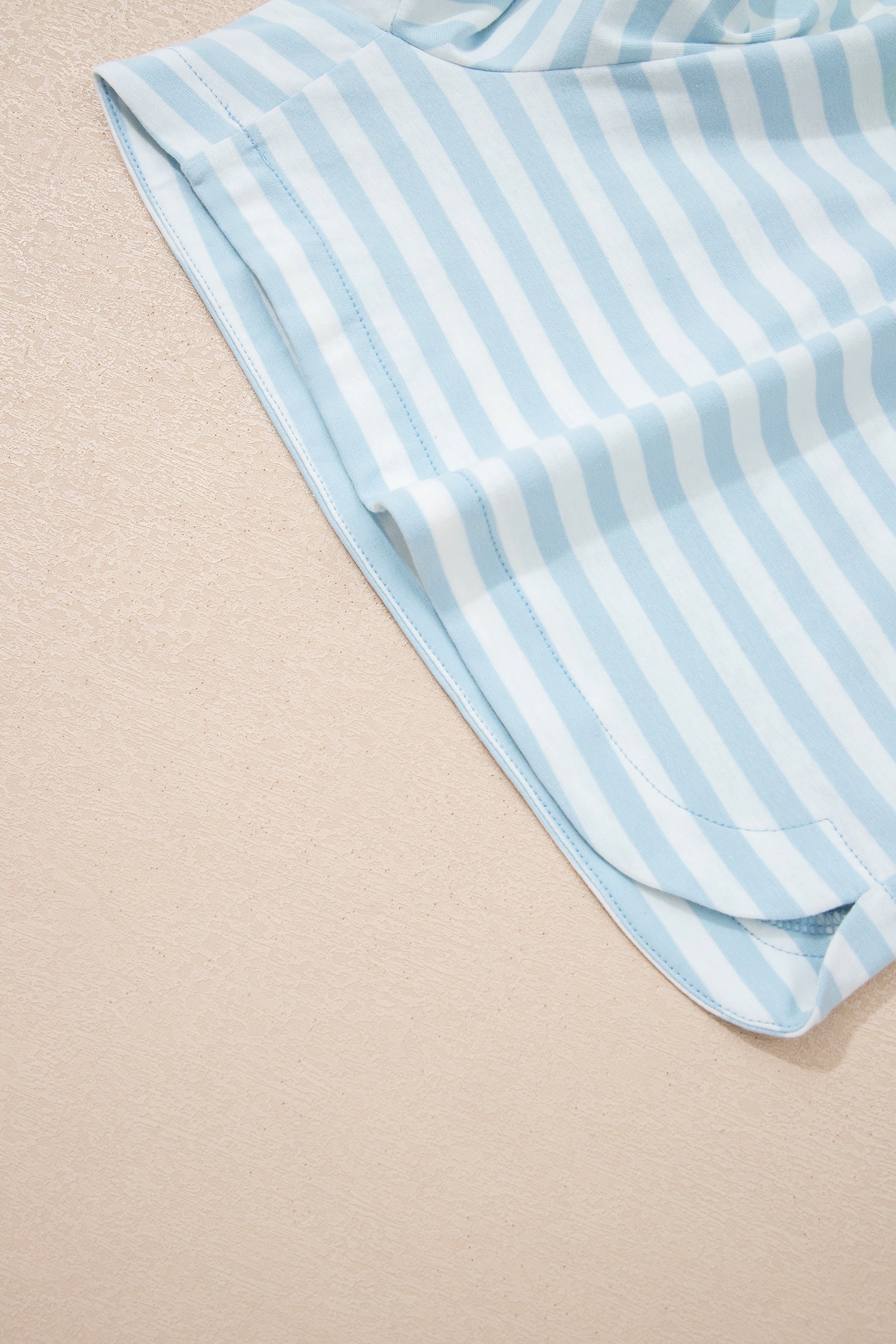 Stripe Contrast Trim Tee & Drawstring Shorts Set