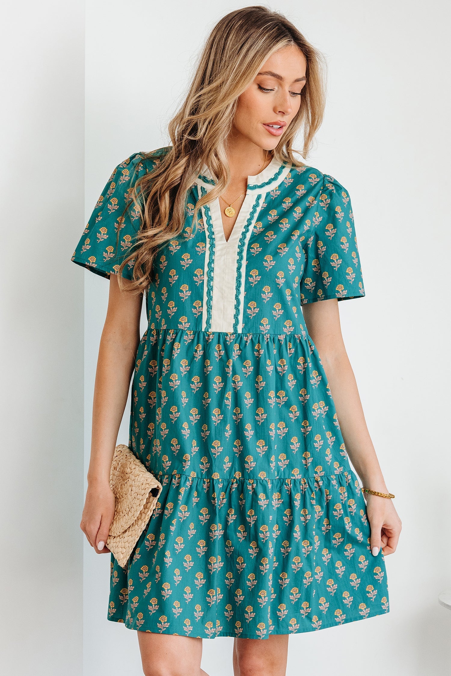 Floral Contrast Trim V-Neck Short Sleeve Dress