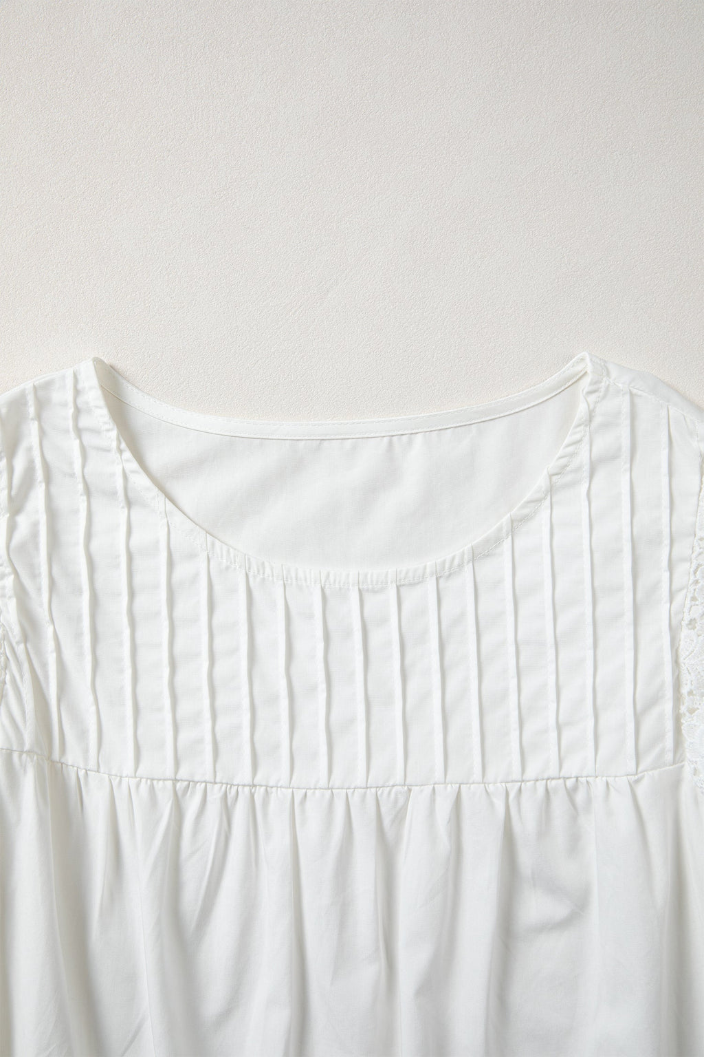 Solid Lace Flutter Sleeve Pleated Blouse