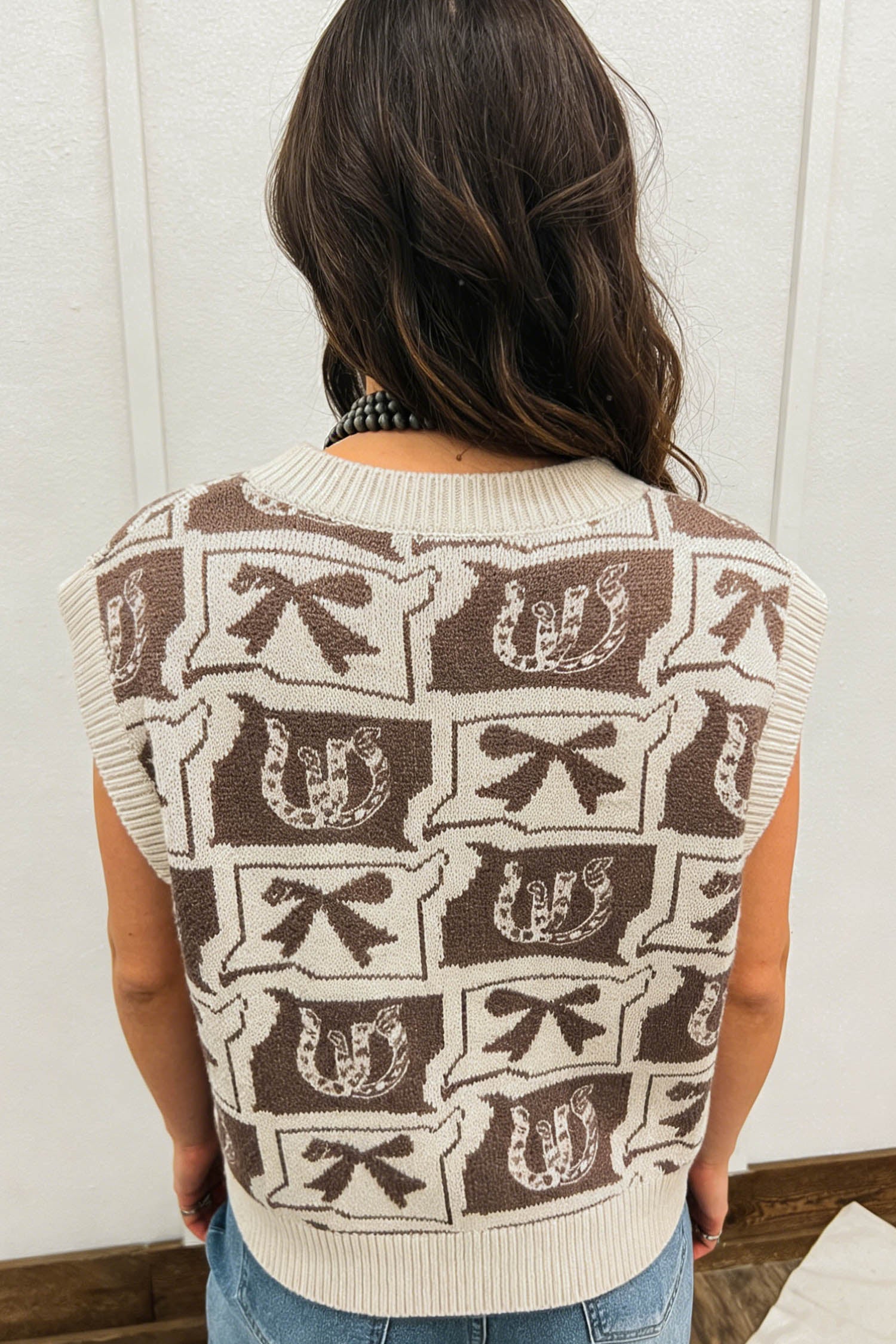 Western Horseshoes & Bows Sleeveless V-Neck Sweater Top