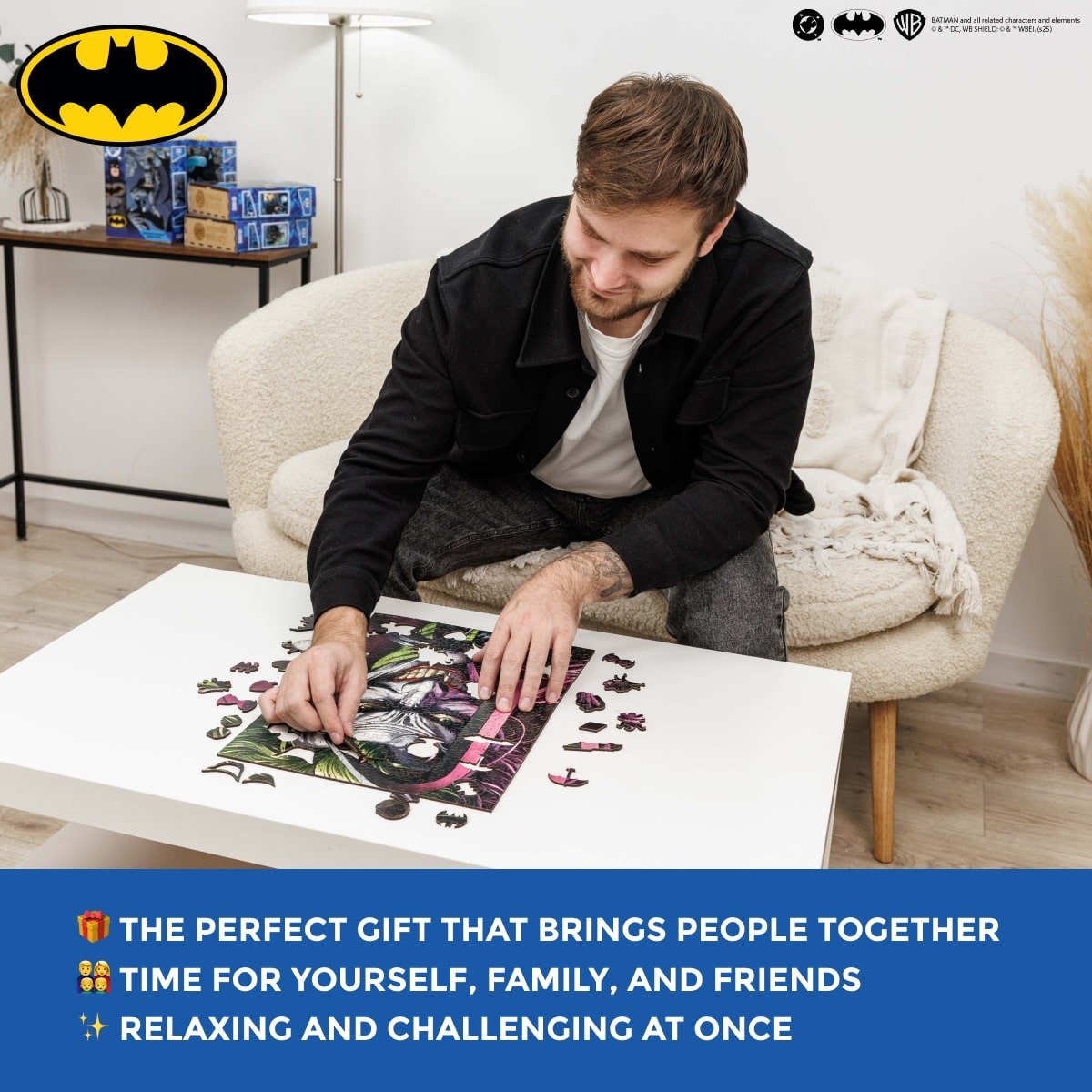 Figured Wooden Puzzle Batman™ - Joker: Smile of Chaos