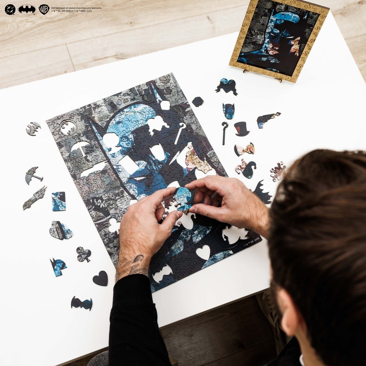 Figured Wooden Puzzle Batman™ - Shadow of Gotham