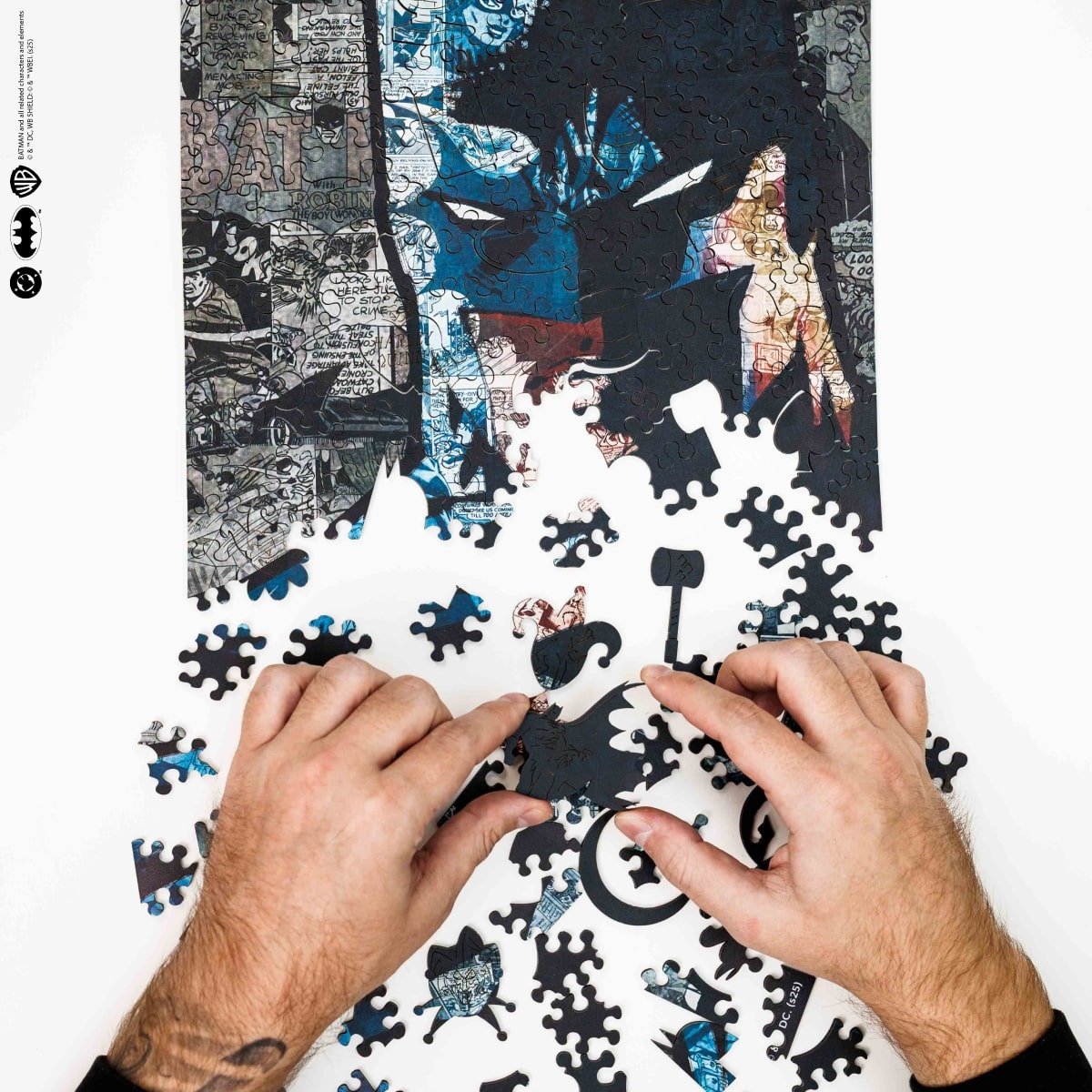 Figured Wooden Puzzle Batman™ - Shadow of Gotham
