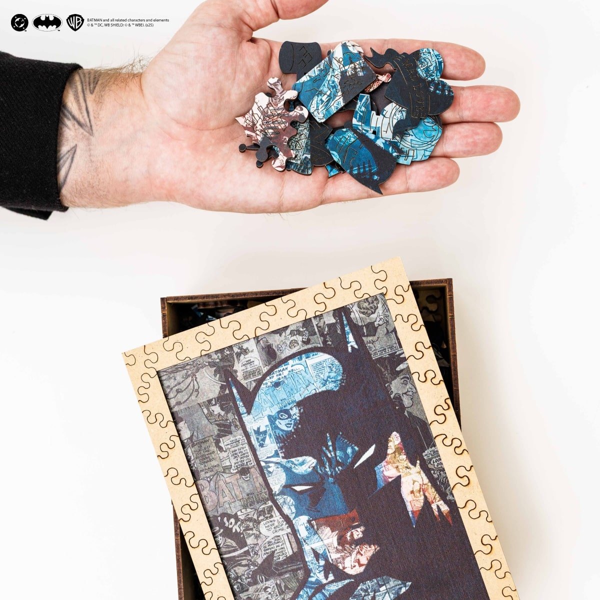 Figured Wooden Puzzle Batman™ - Shadow of Gotham