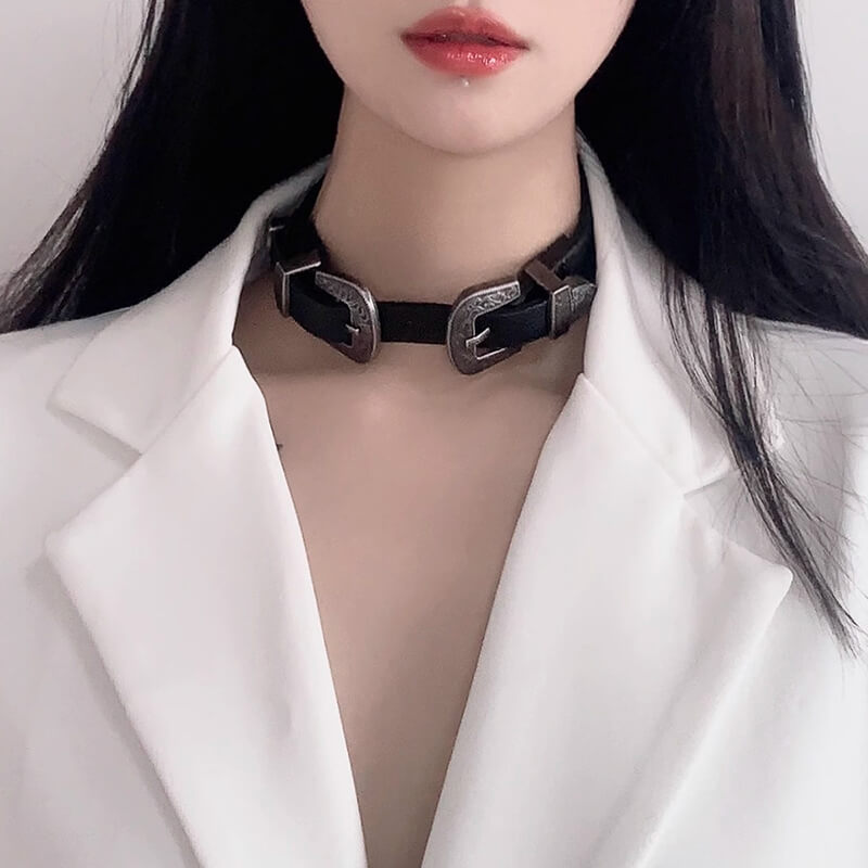 Gothic Floral Pattern Pu Leather Buckle Choker
