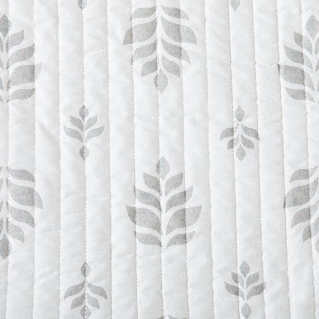 3-Piece French Floral Quilt - Colette Collection