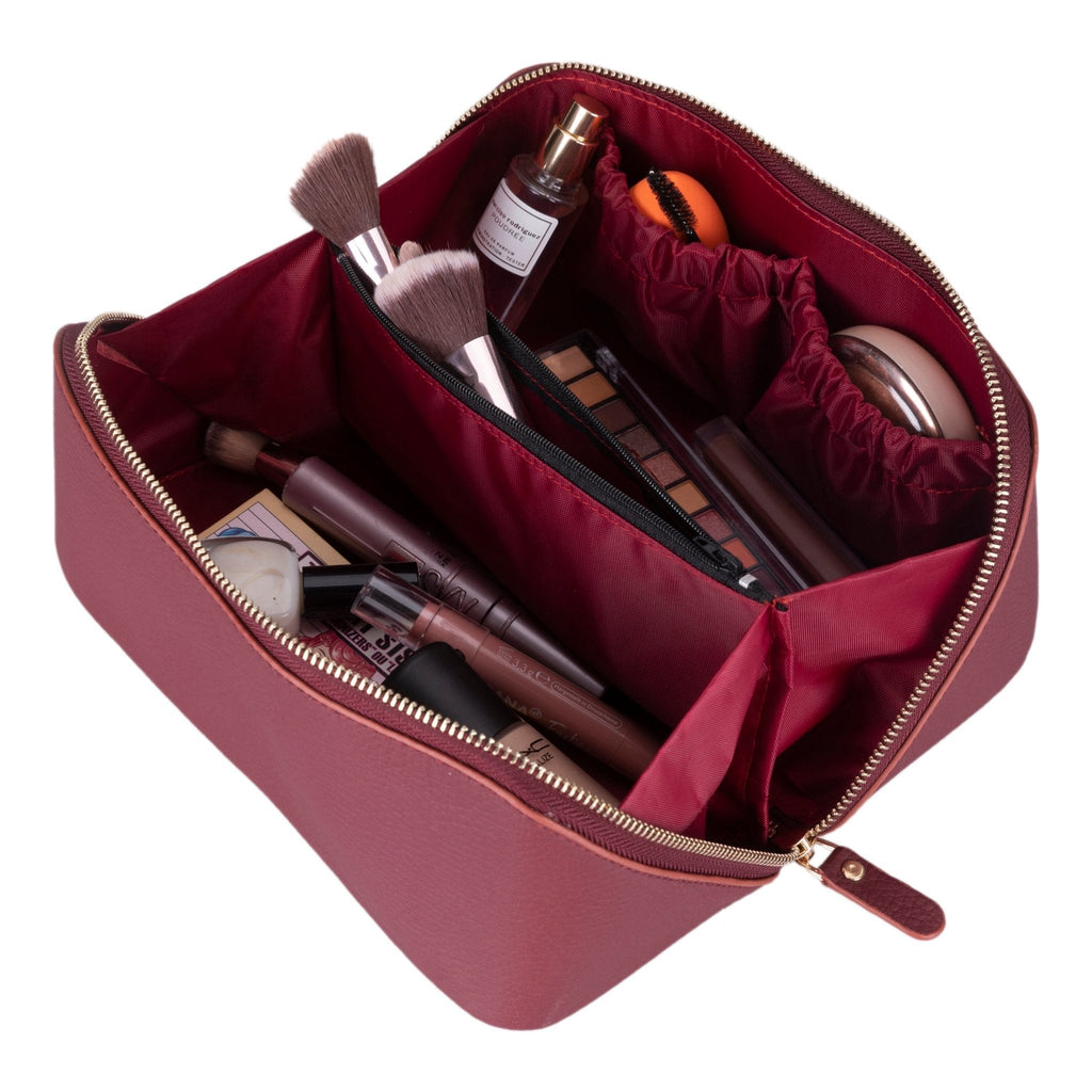 Haines Leather Cosmetic Bag – Stylish & Durable Makeup Bag for Travel