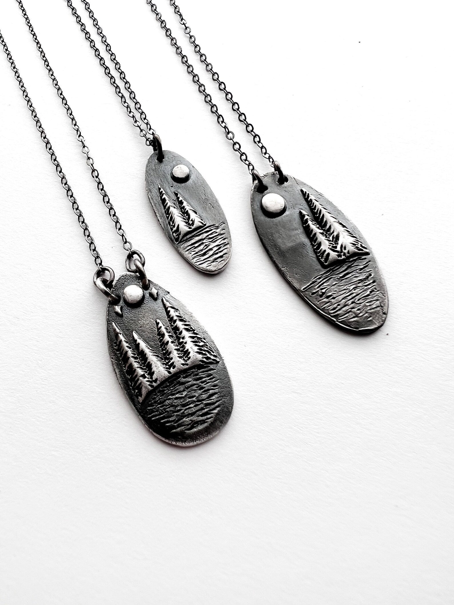 Full Moon Lake Necklace Small