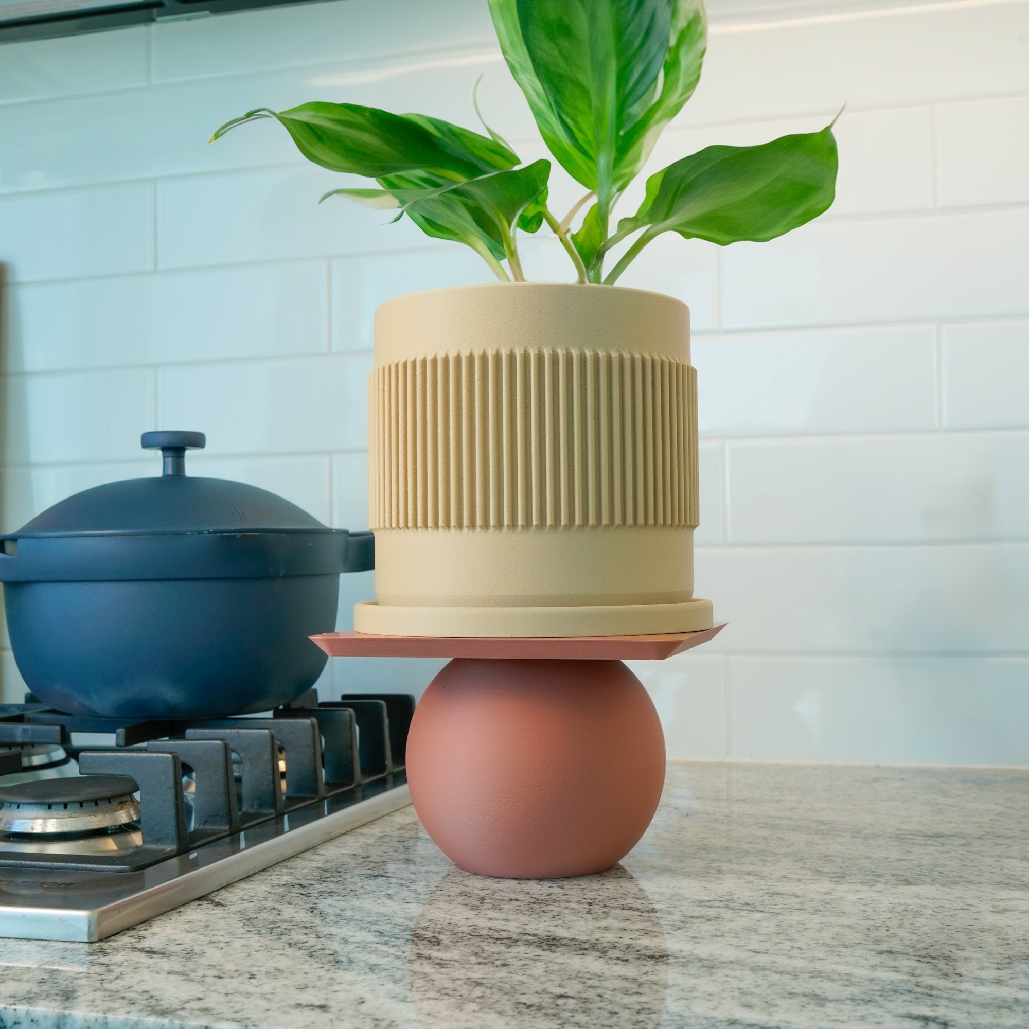 BALL Unique Plant Stand