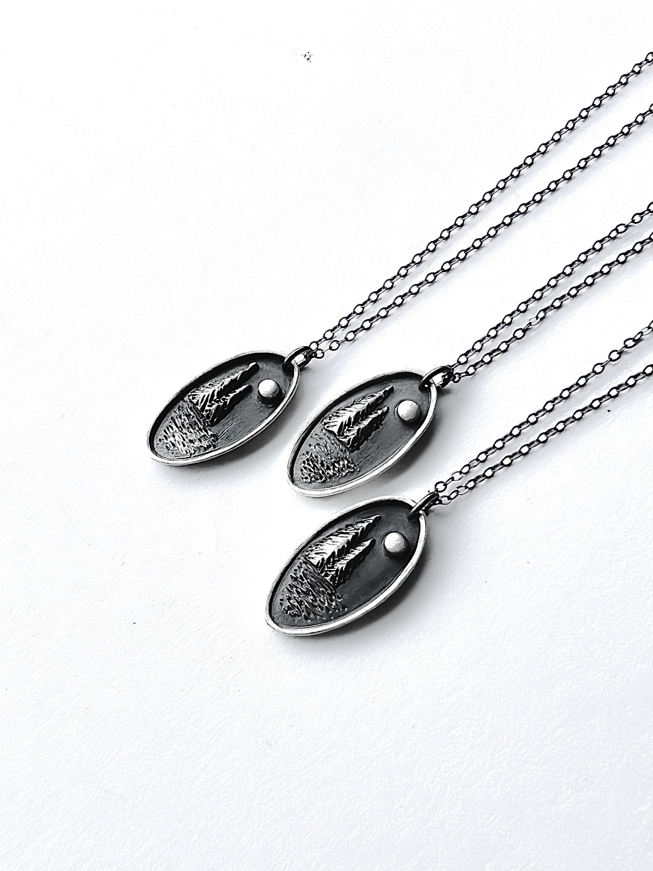 Full Moon Lake Necklace Small