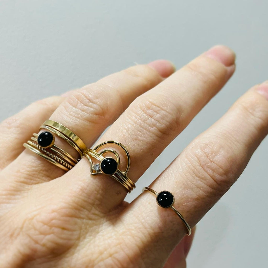 ONYX 5MM GEMSTONE RING