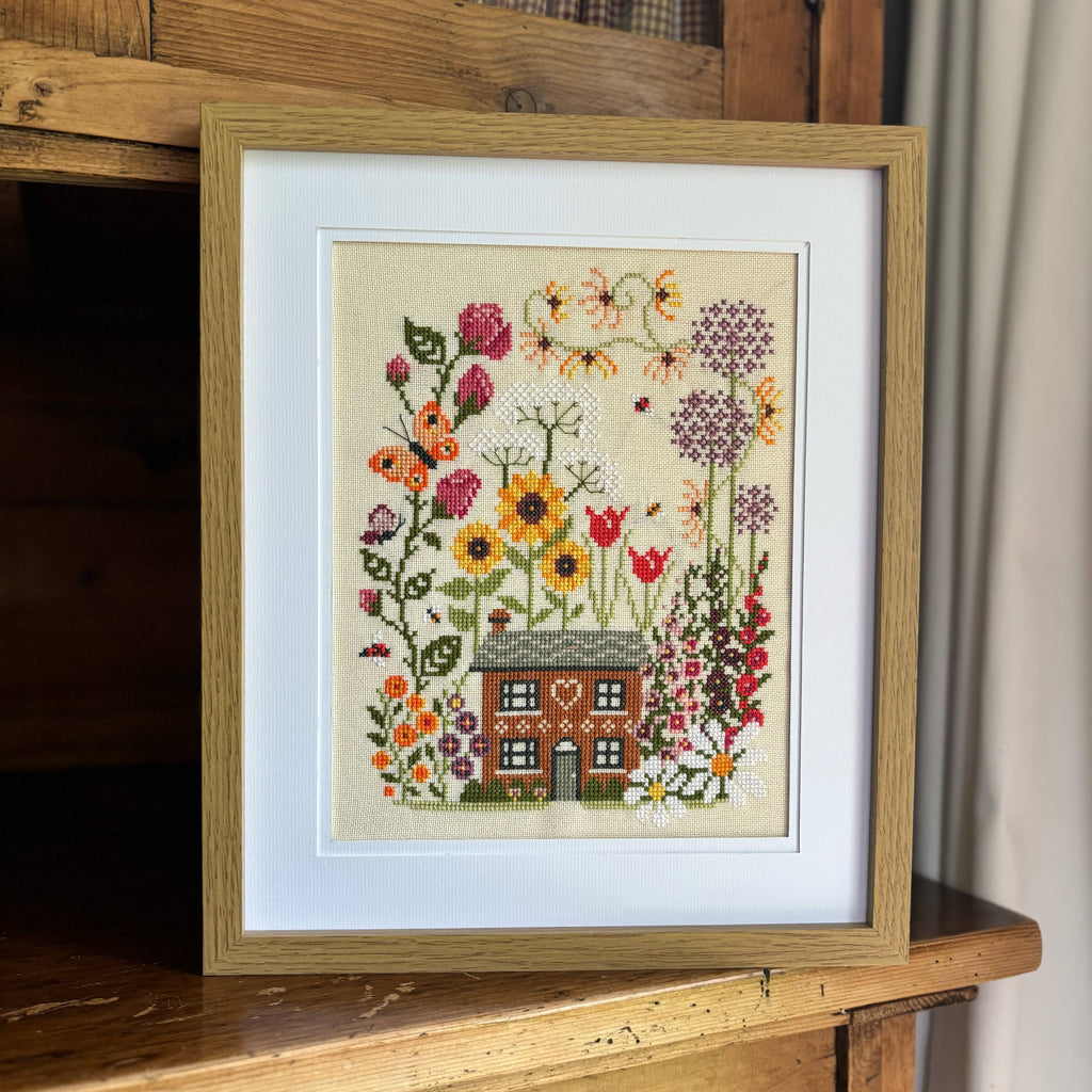 Love Poppet – Dreaming of Summer Cross Stitch Kit