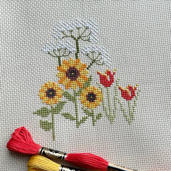 Love Poppet – Dreaming of Summer Cross Stitch Kit