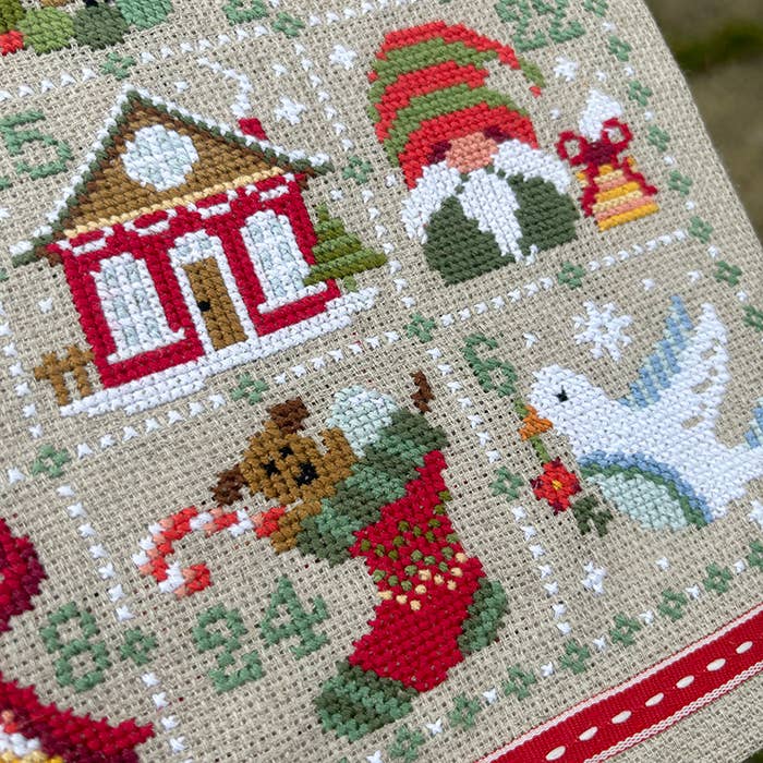 Love Poppet – Feeling Festive Advent Cross Stitch Kit